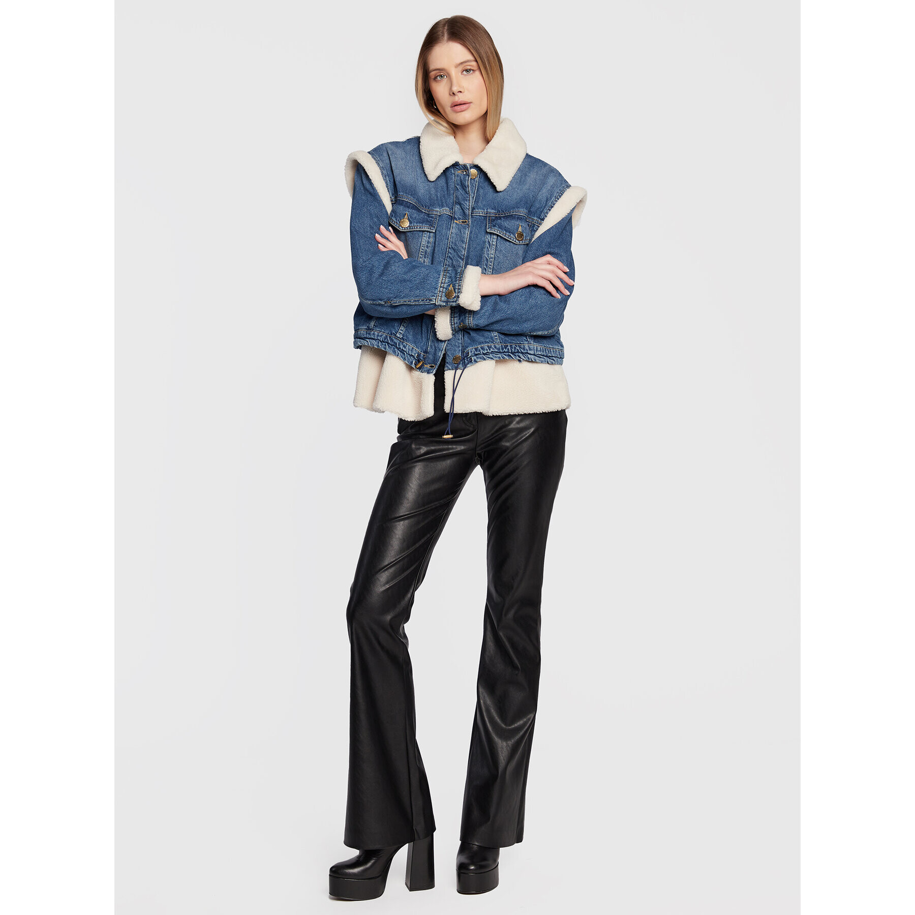 Pinko Дънково яке Zigare 1J111H A0D3 Син Relaxed Fit - Pepit.bg