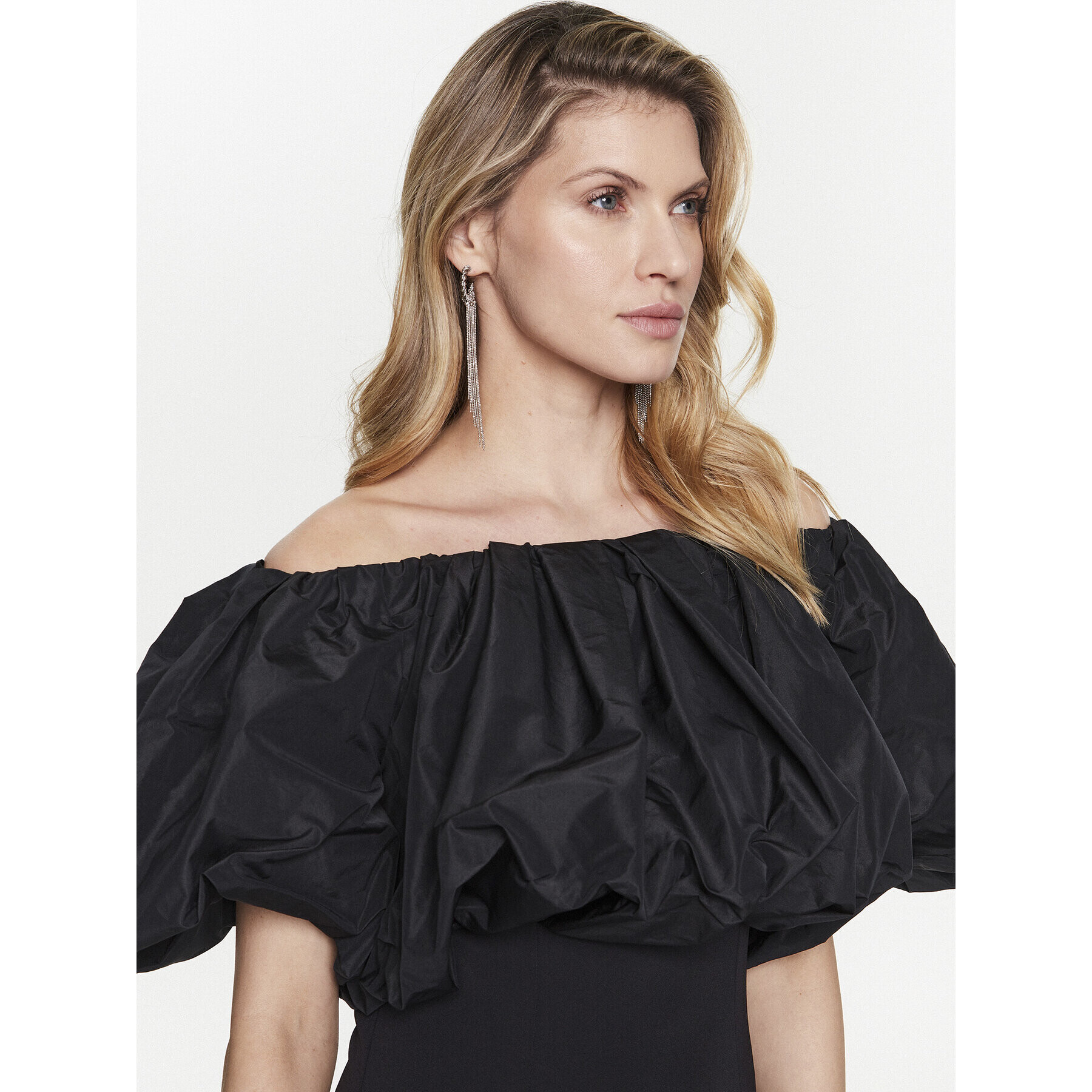 Pinko Коктейлна рокля Isola 100090 A0GU Черен Slim Fit - Pepit.bg