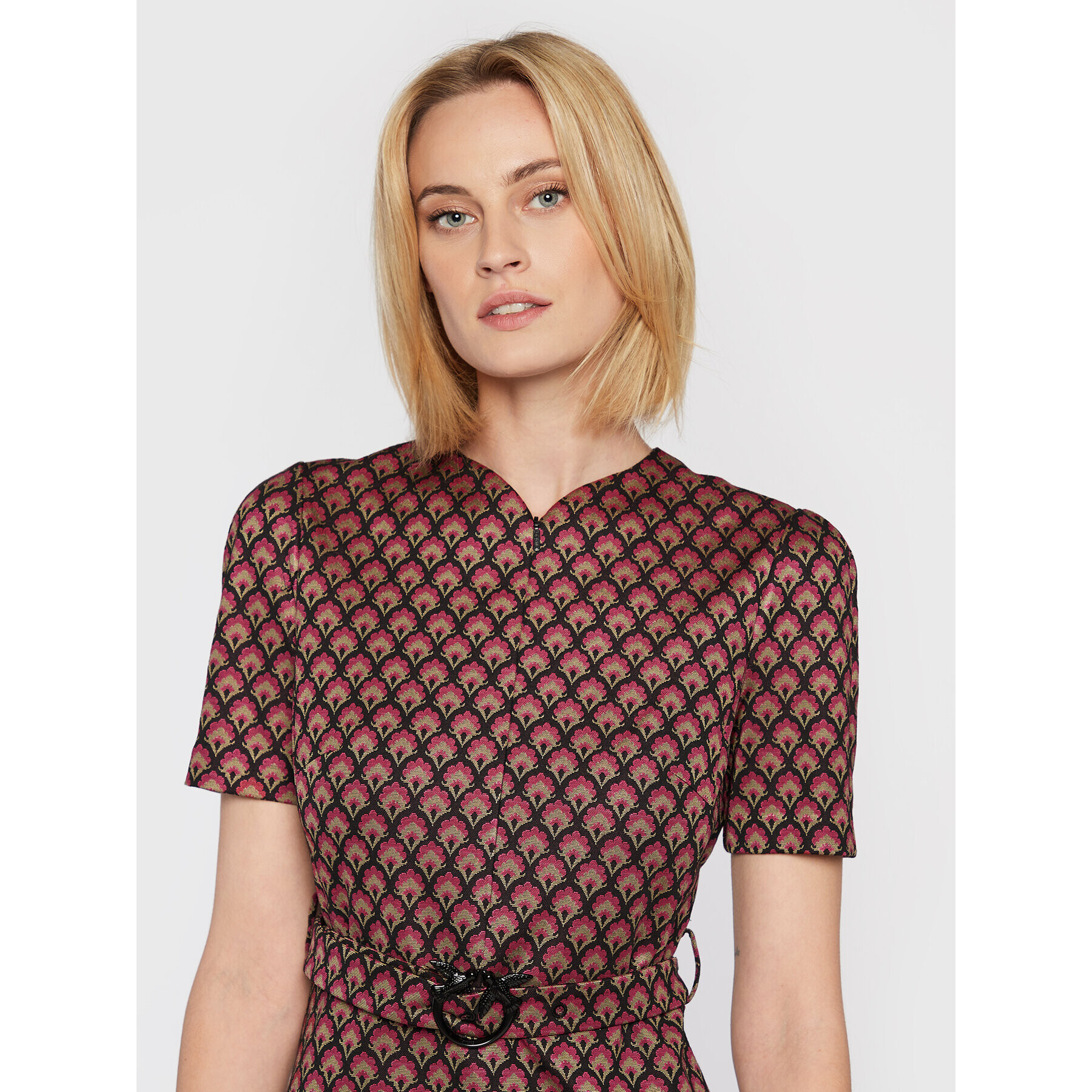 Pinko Коктейлна рокля Ambre 1G18DQ A048 Розов Slim Fit - Pepit.bg