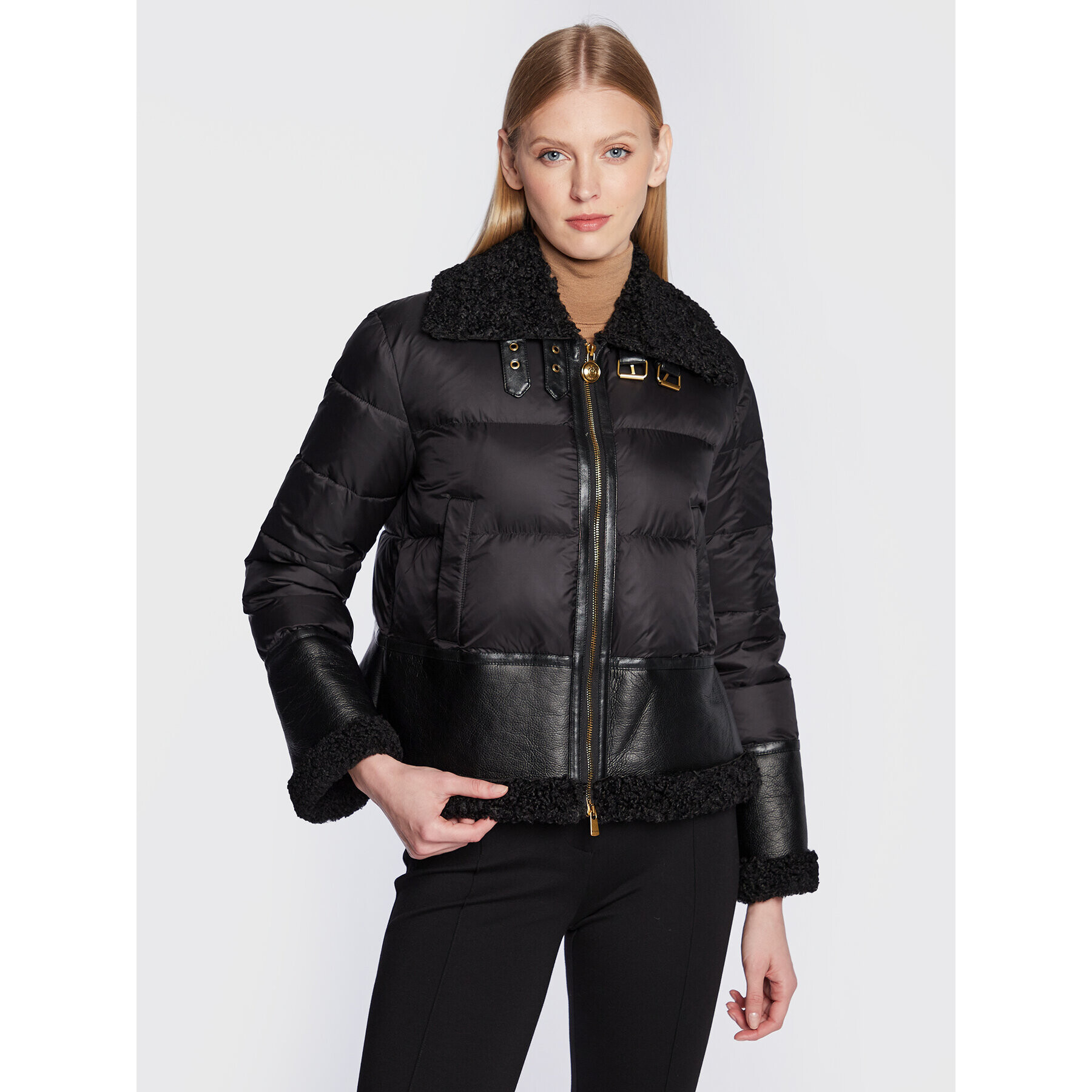 Pinko Пухено яке Iside 1G18KJ Y4V5 Черен Regular Fit - Pepit.bg