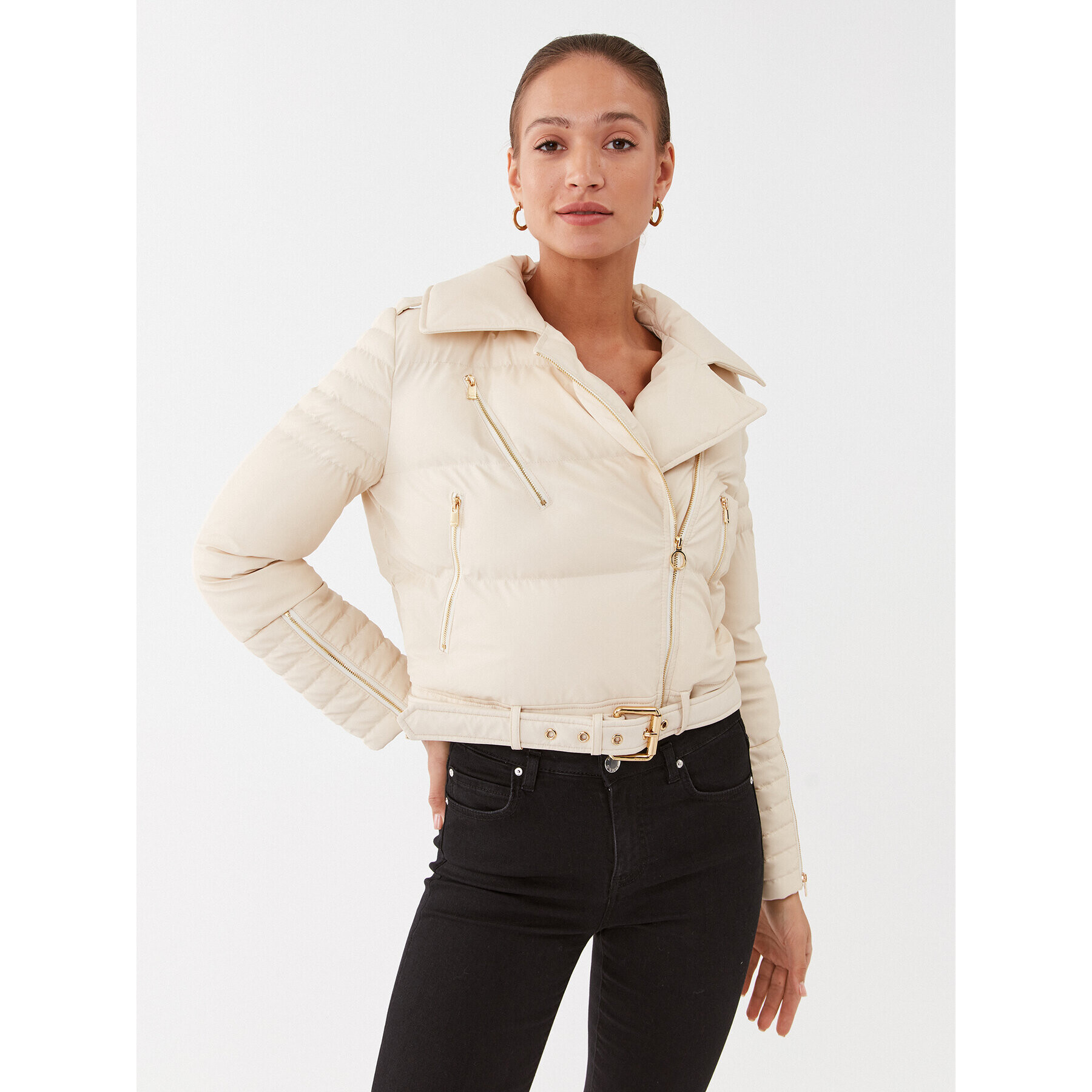 Pinko Пухено яке Case 101670 A13D Бежов Regular Fit - Pepit.bg