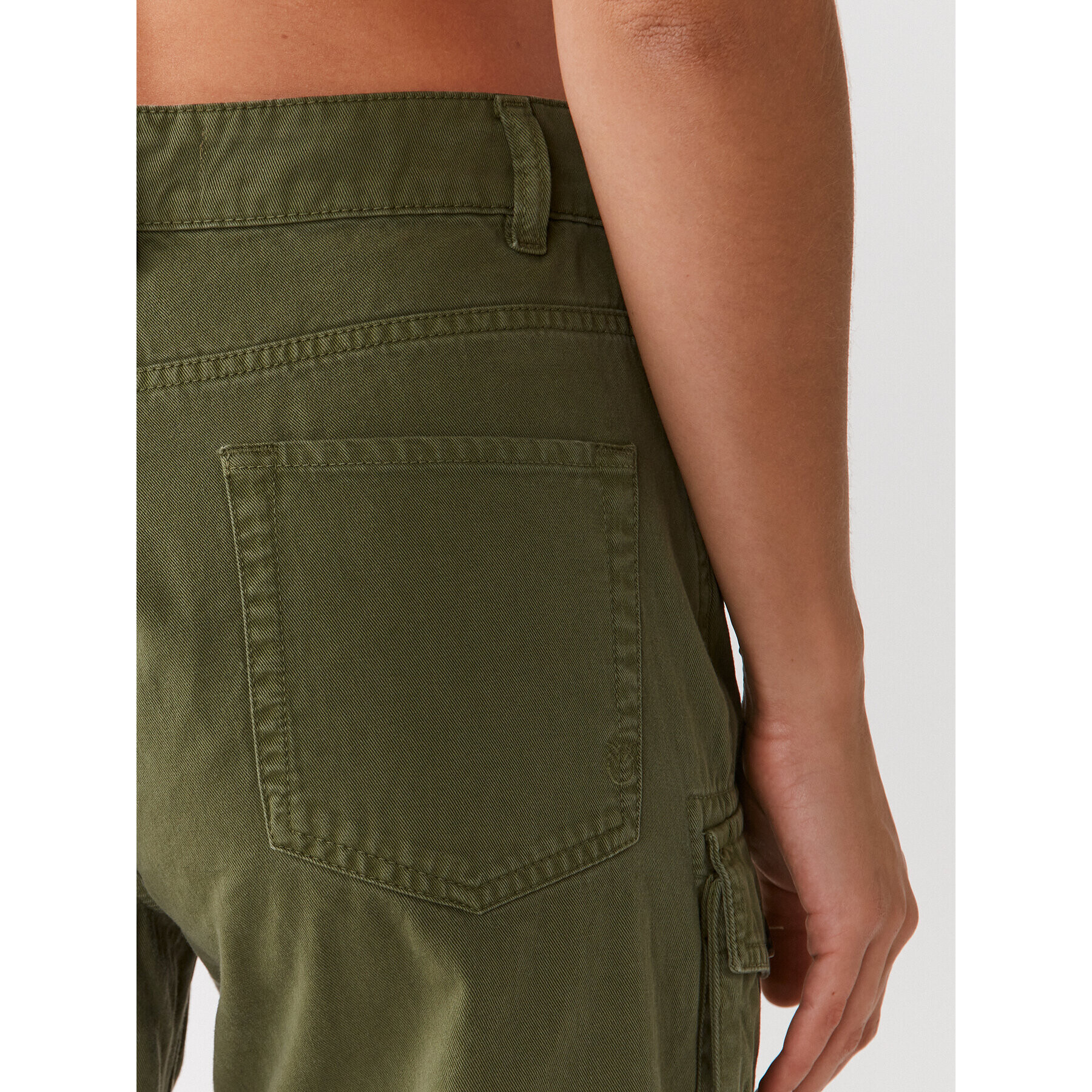 Pinko Текстилни панталони Variable 101986 A0D5 Зелен Relaxed Fit - Pepit.bg