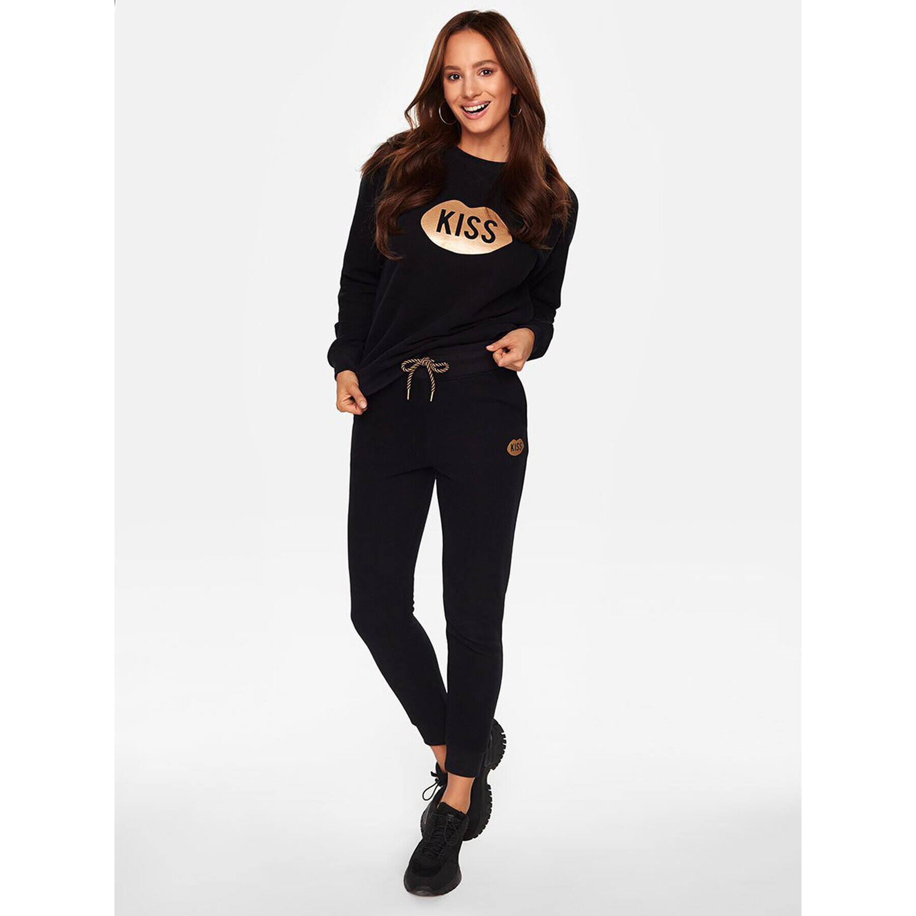 PLNY LALA Суитшърт Kiss 19 Черен Regular Fit - Pepit.bg