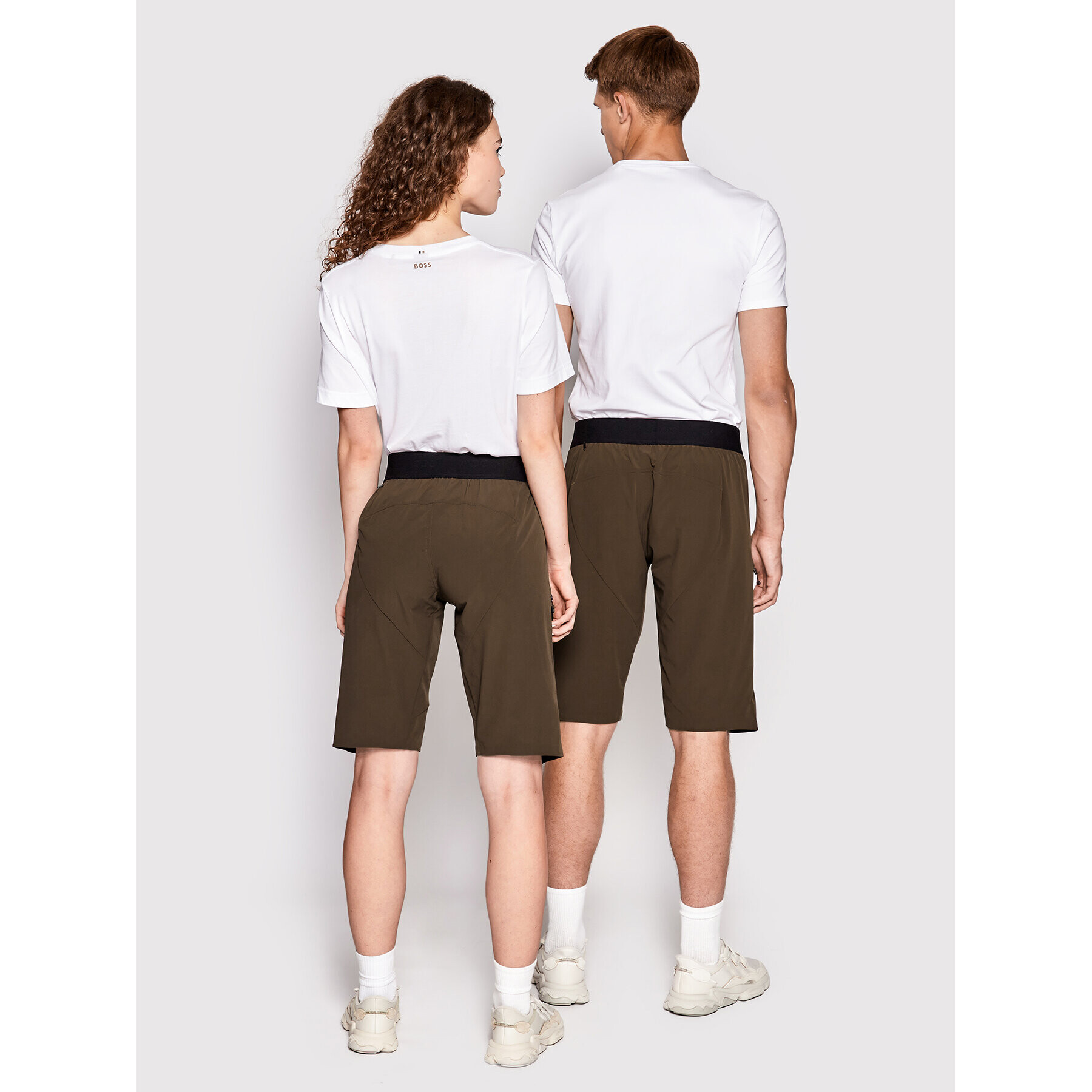 POC Колоездачни шорти Unisex 52852 Кафяв Regular Fit - Pepit.bg