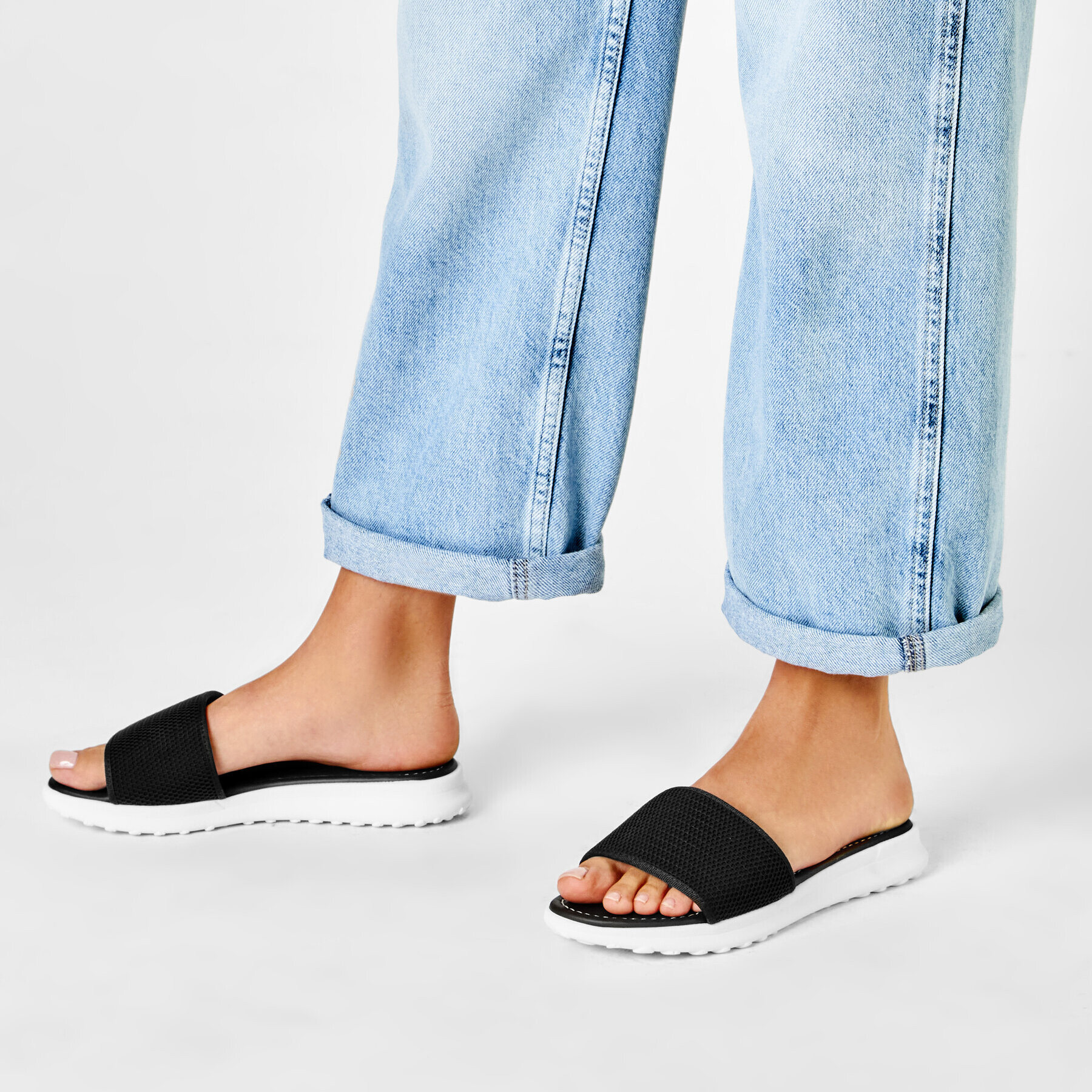 Pollini Чехли SA28132G0ARB0000 Черен - Pepit.bg