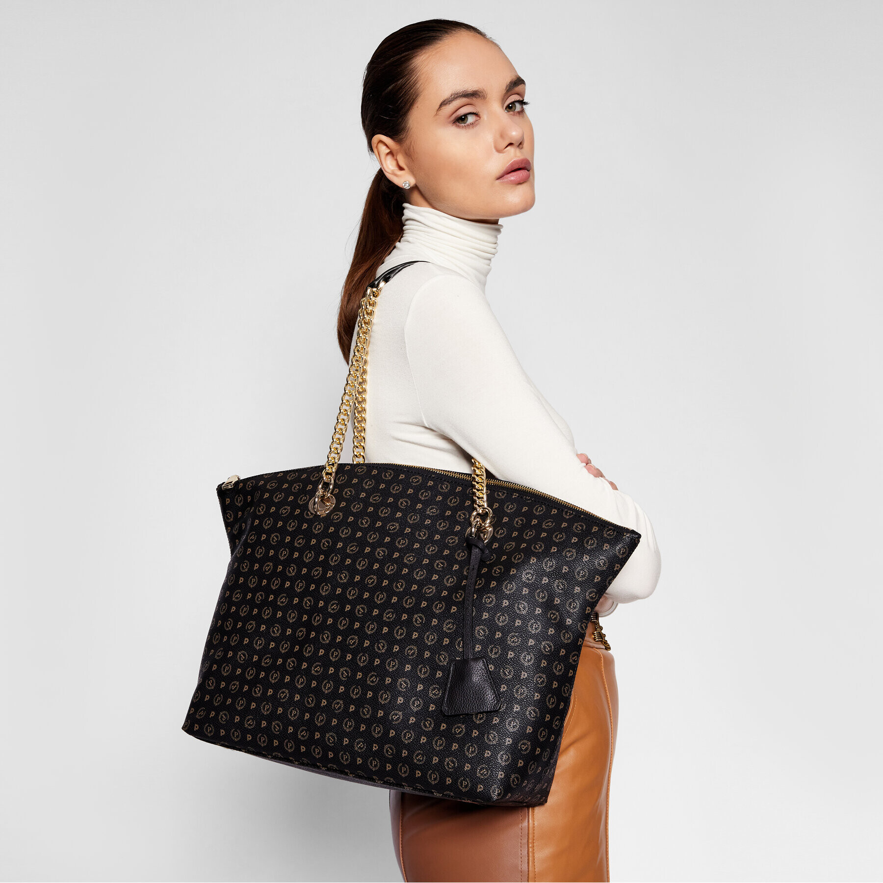 Pollini Дамска чанта TE8408PP02Q1100A Черен - Pepit.bg