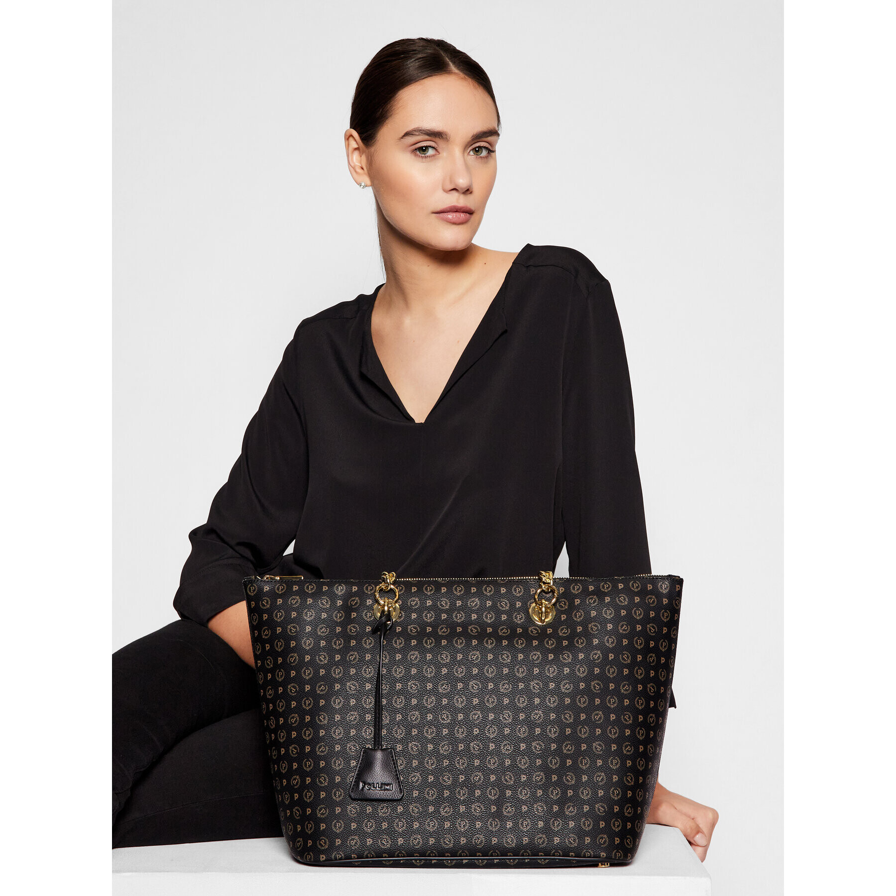 Pollini Дамска чанта TE8410PP02Q1100A Черен - Pepit.bg