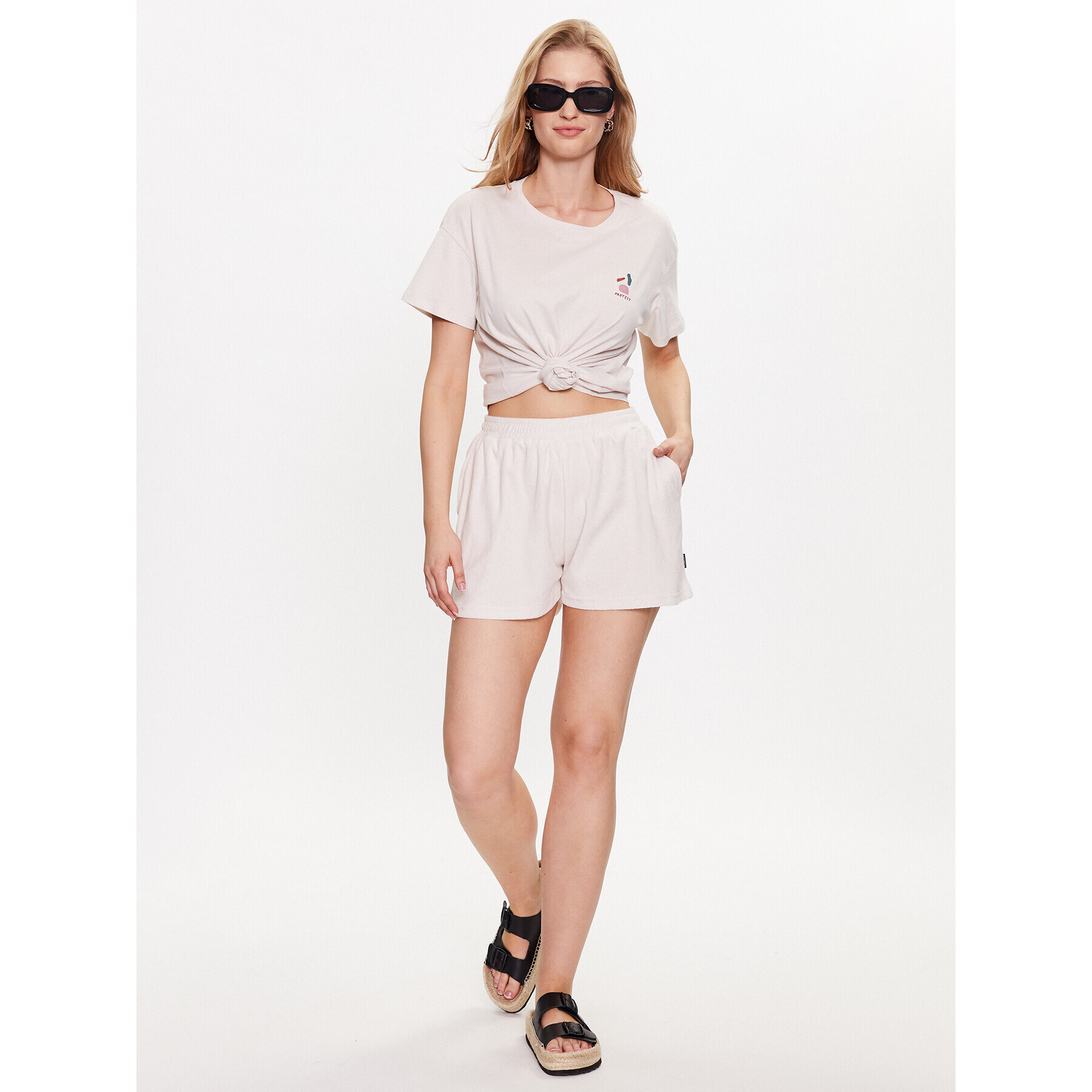 Protest Спортни шорти Ross 2614631 Бял Regular Fit - Pepit.bg
