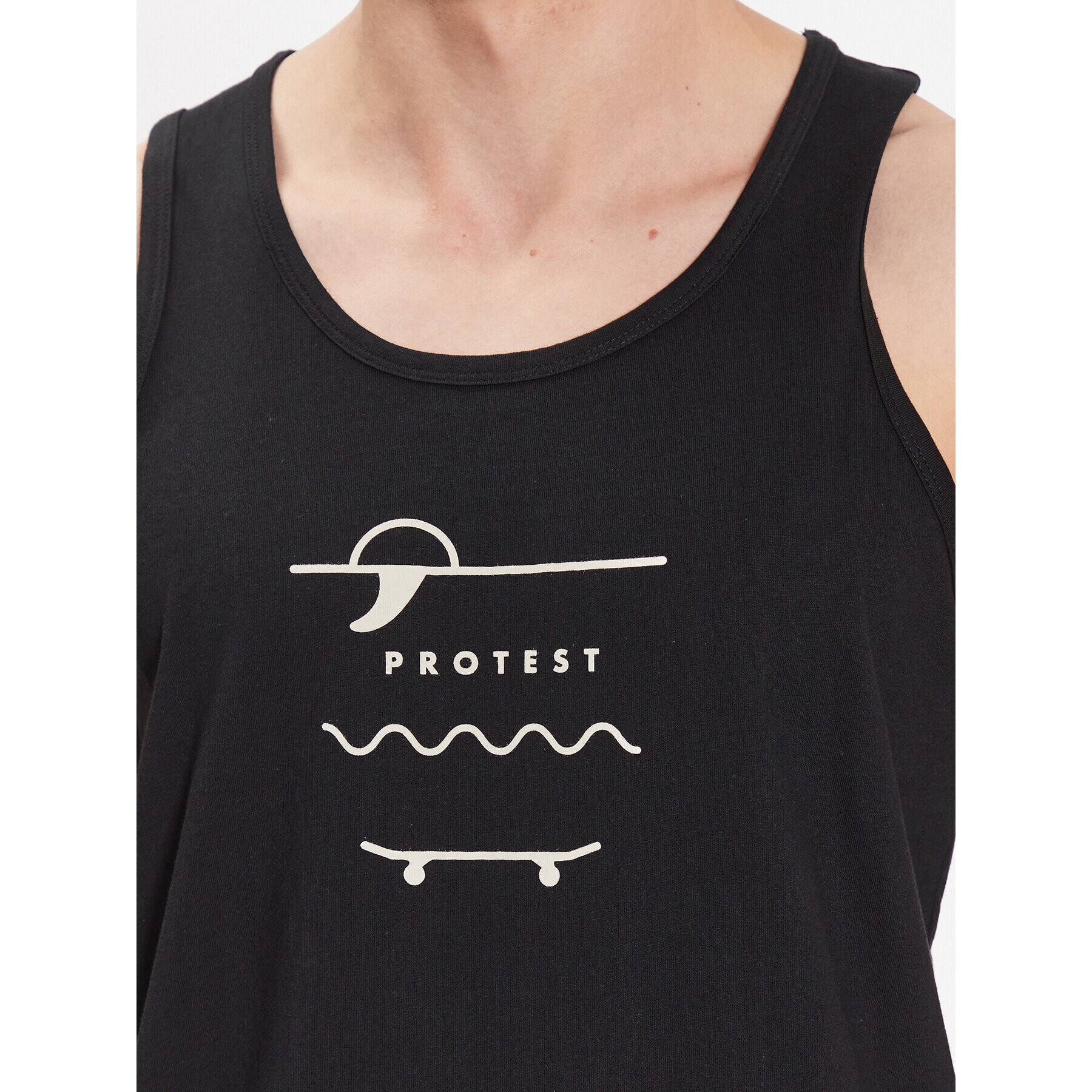 Protest Тишърт Dinchi 1712831 Черен Regular Fit - Pepit.bg