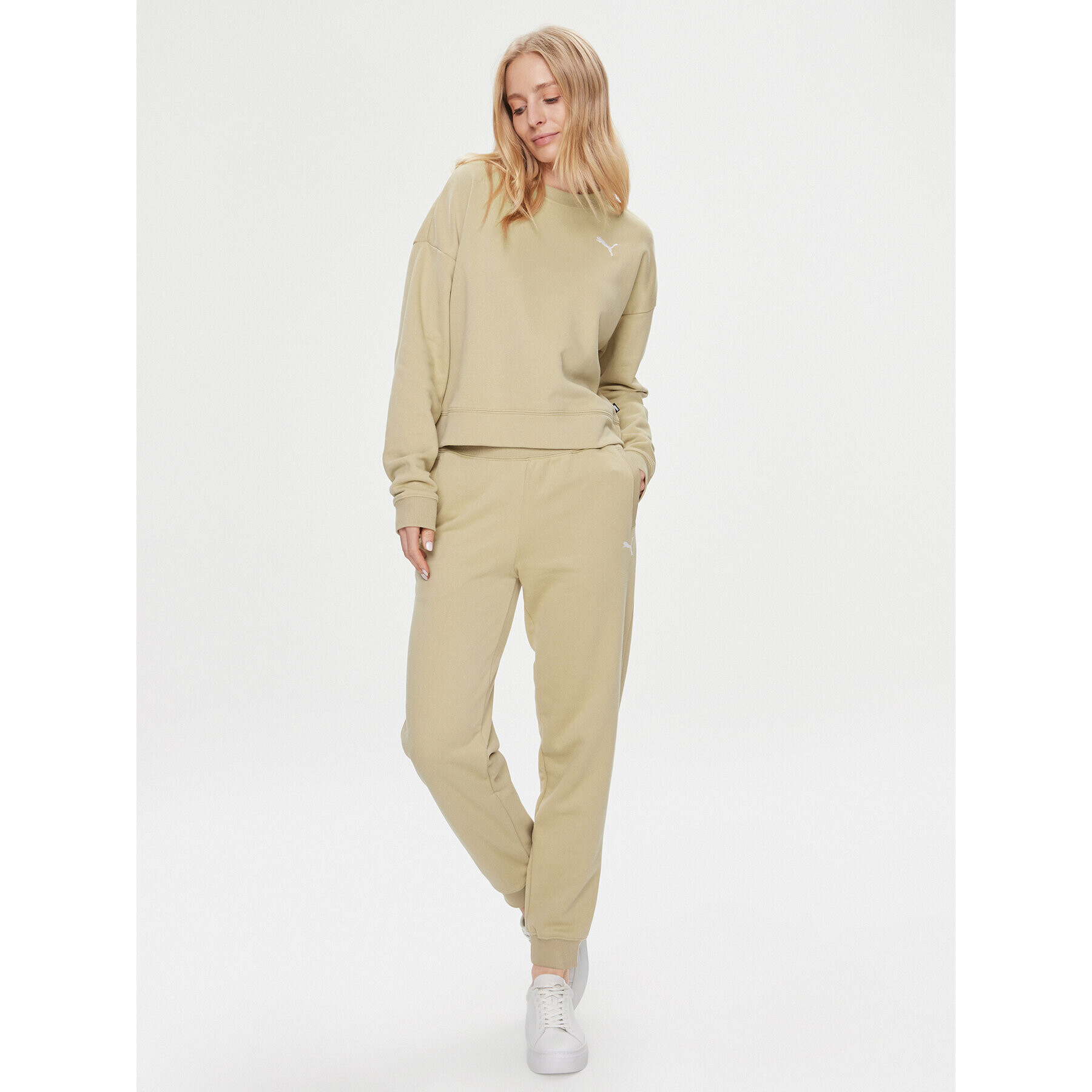 Puma Анцуг Loungewear 676089 Бежов Relaxed Fit - Pepit.bg