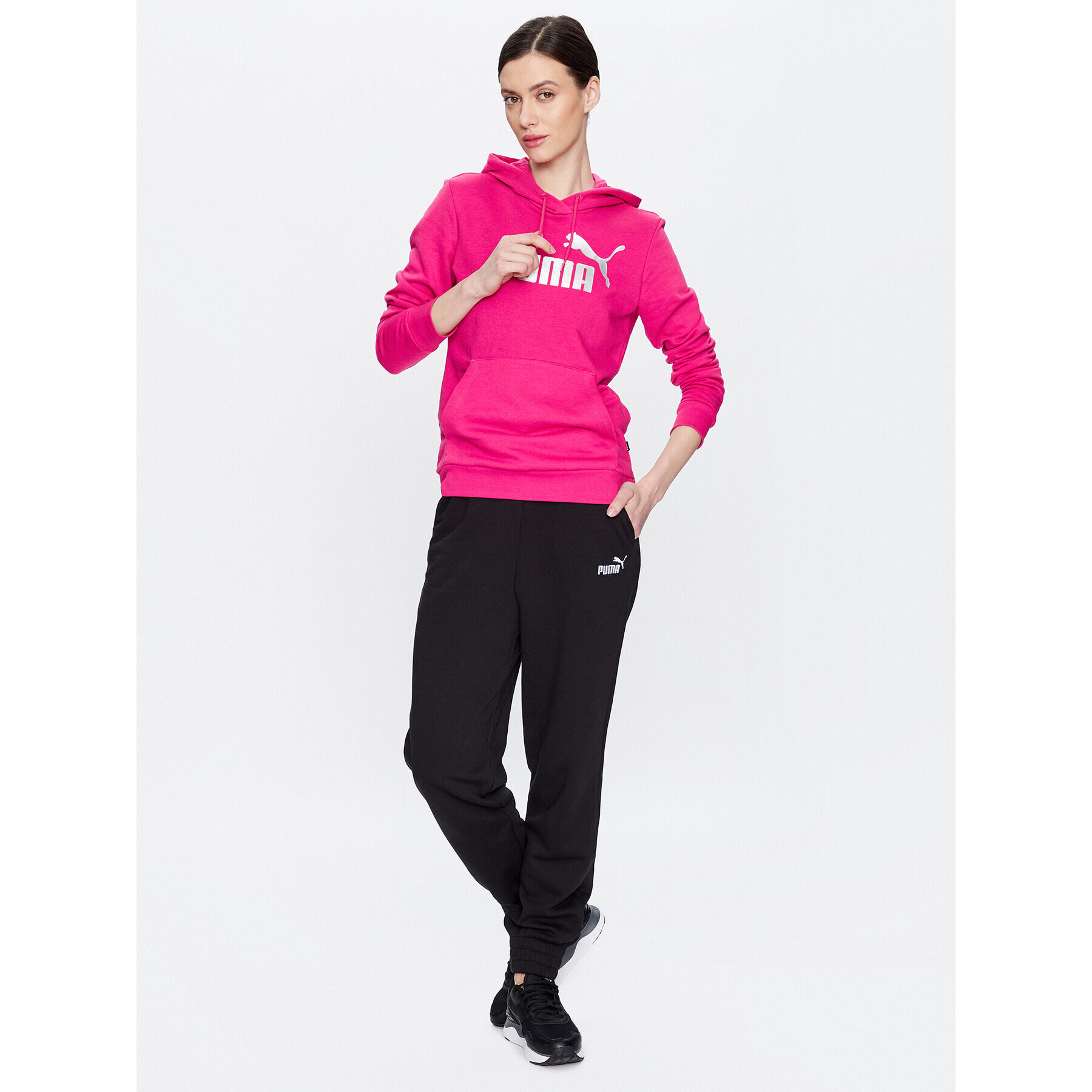 Puma Долнище анцуг Ess 847093 Черен Regular Fit - Pepit.bg