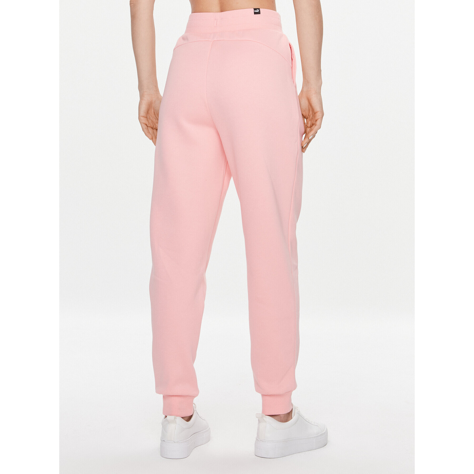 Puma Долнище анцуг Ess+ Embroidery 670007 Розов Regular Fit - Pepit.bg