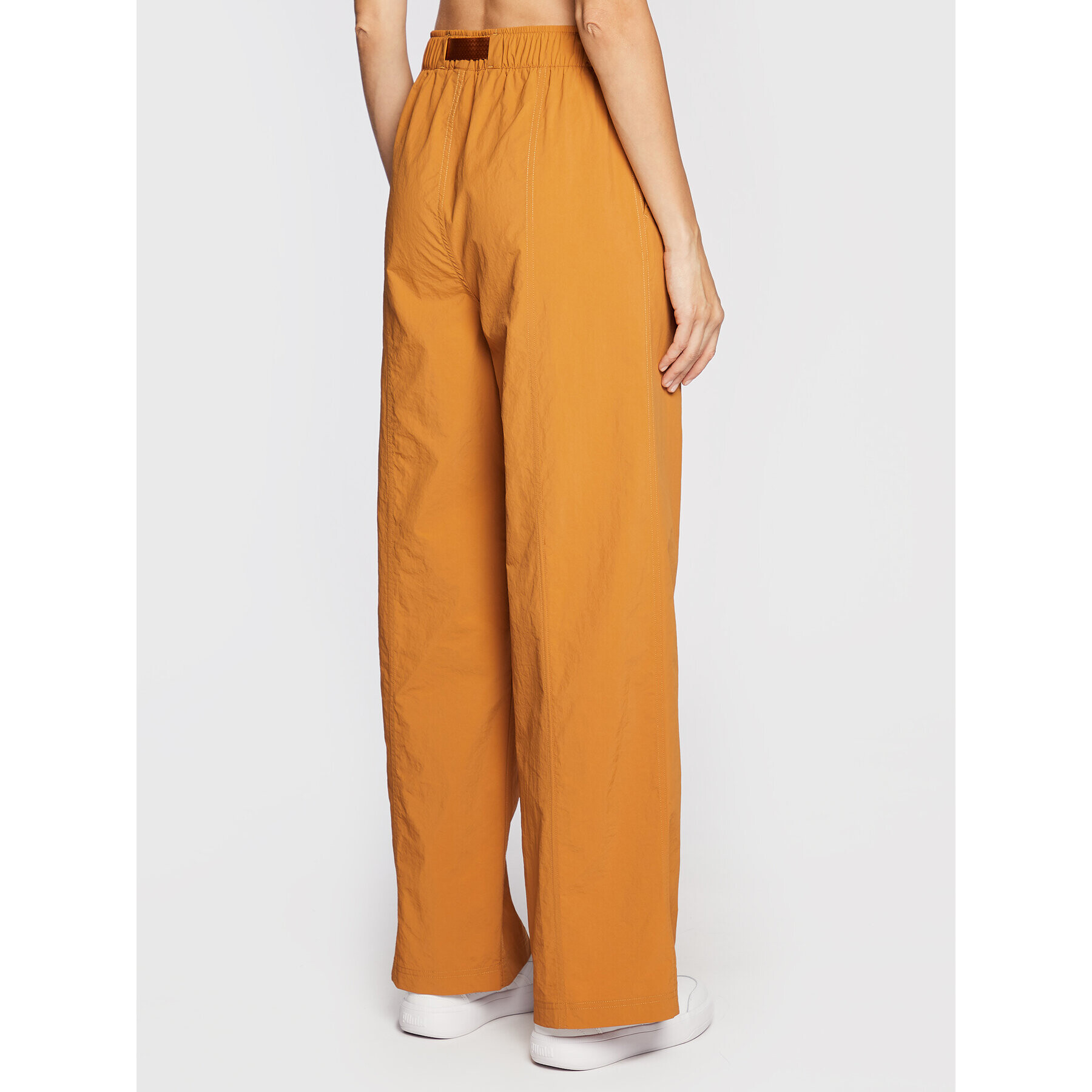 Puma Долнище анцуг Inland 535818 Кафяв Relaxed Fit - Pepit.bg