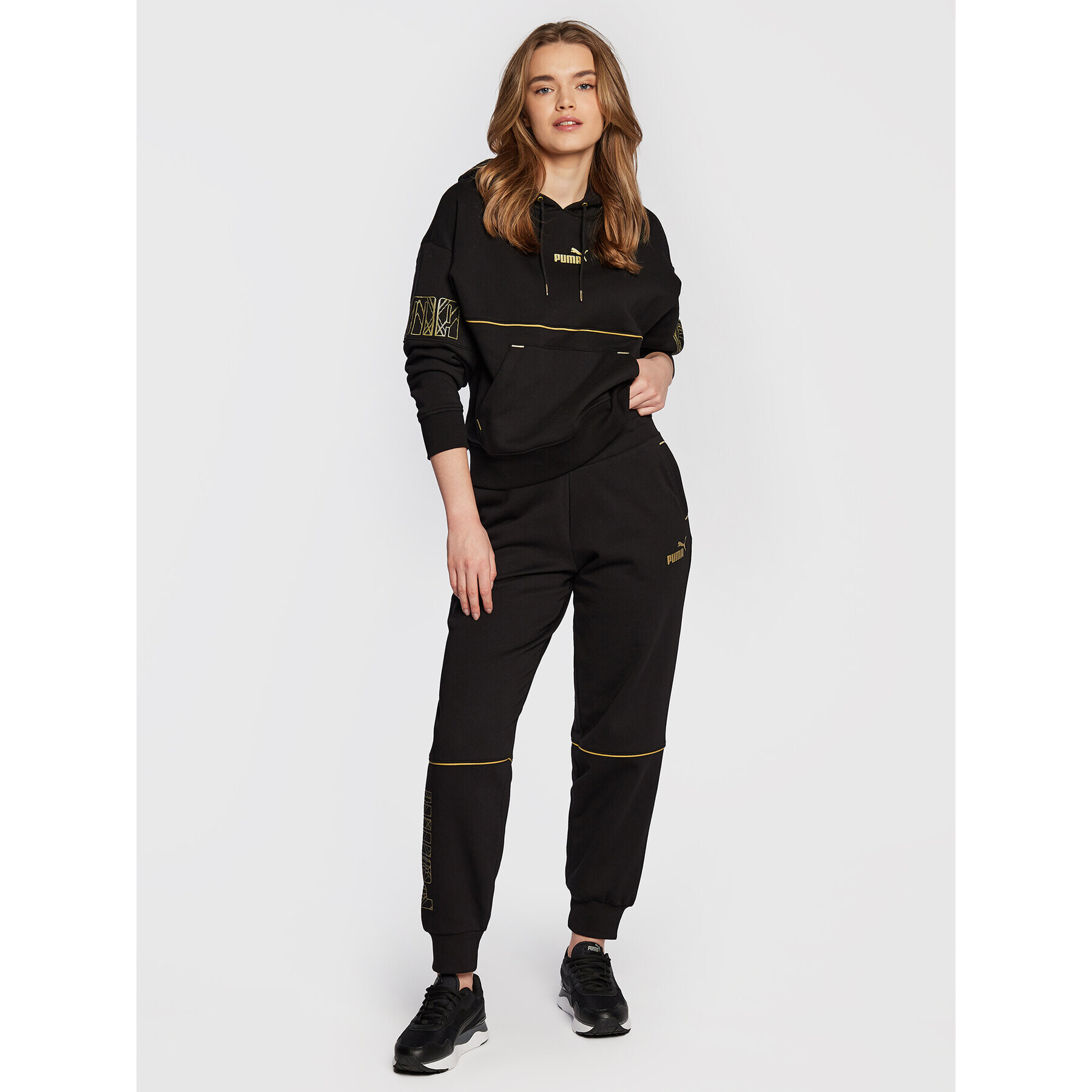 Puma Долнище анцуг Power Deco Glam 671758 Черен Regular Fit - Pepit.bg