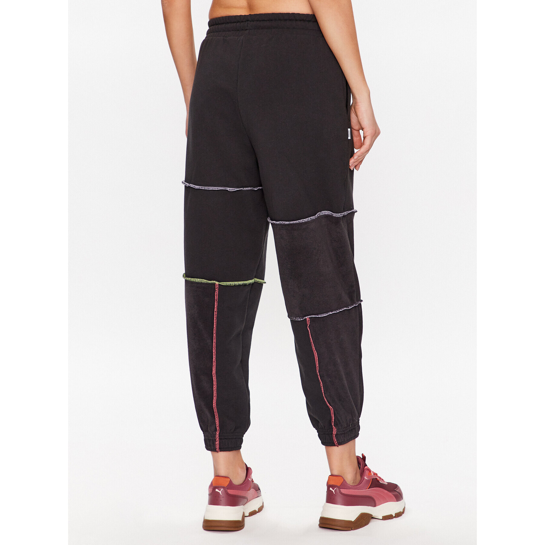 Puma Долнище анцуг THE RAGGED PRIEST 539132 Черен Relaxed Fit - Pepit.bg