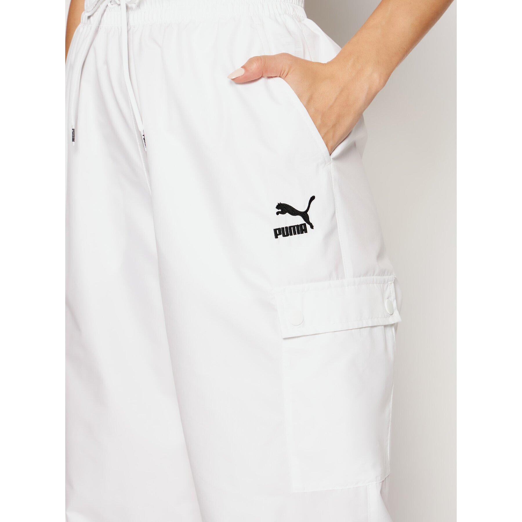 Puma Долнище анцуг Classics Cargo 599651 Бял Loose Fit - Pepit.bg