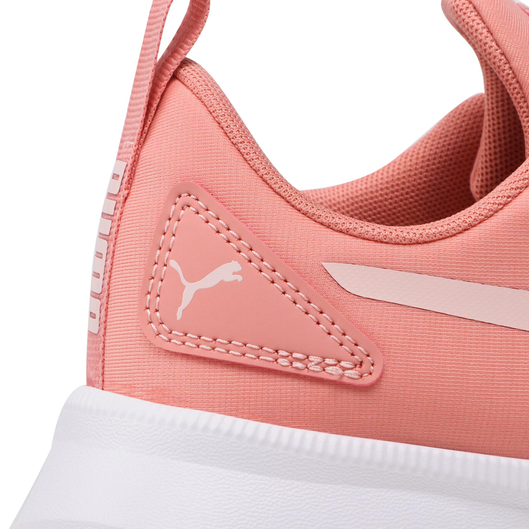 Puma Обувки Flyer Runner Mesh 195343 11 Розов - Pepit.bg