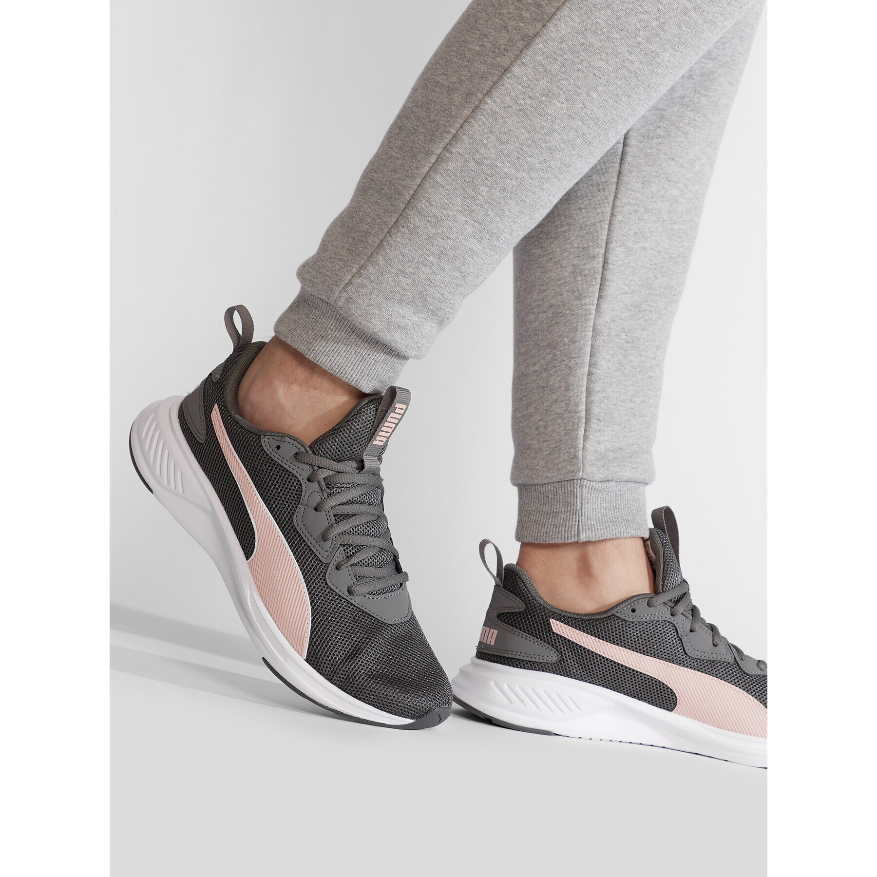 Puma Обувки Incinerate 376288 15 Сив - Pepit.bg