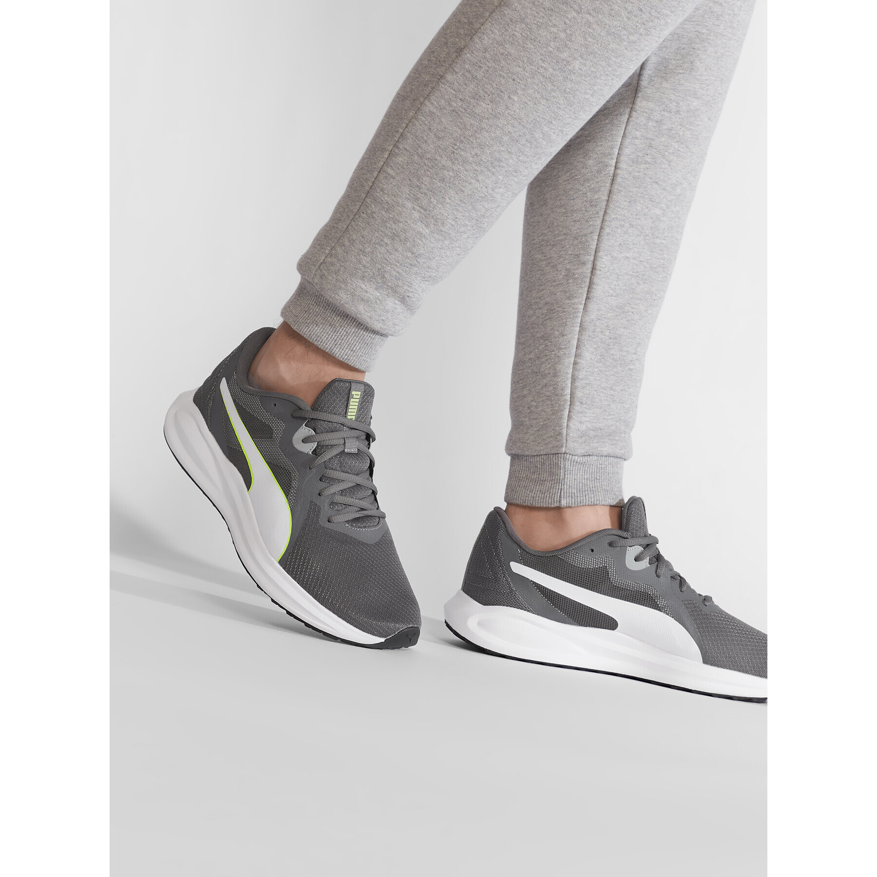 Puma Обувки Twitch Runner 376289 25 Сив - Pepit.bg