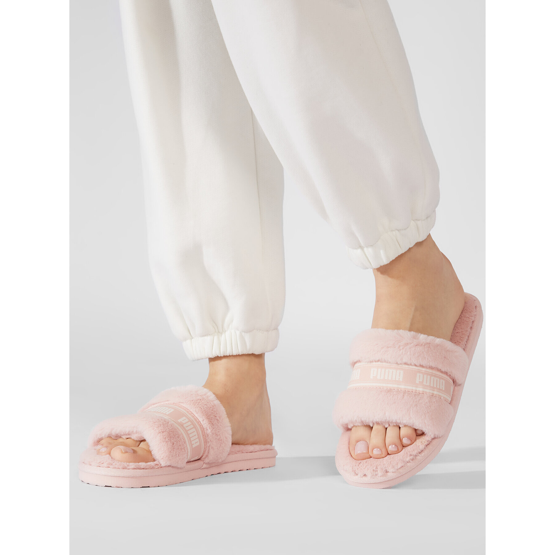 Puma Пантофи Fluff 384937 09 Розов - Pepit.bg