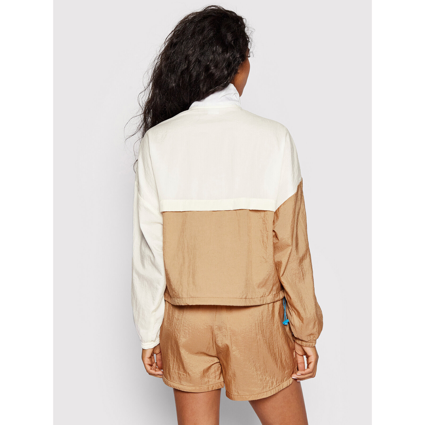 Puma Преходно яке Infuse 534110 Бял Regular Fit - Pepit.bg