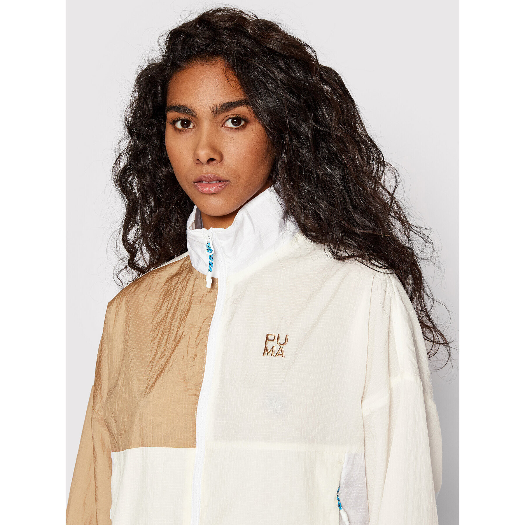 Puma Преходно яке Infuse 534110 Бял Regular Fit - Pepit.bg