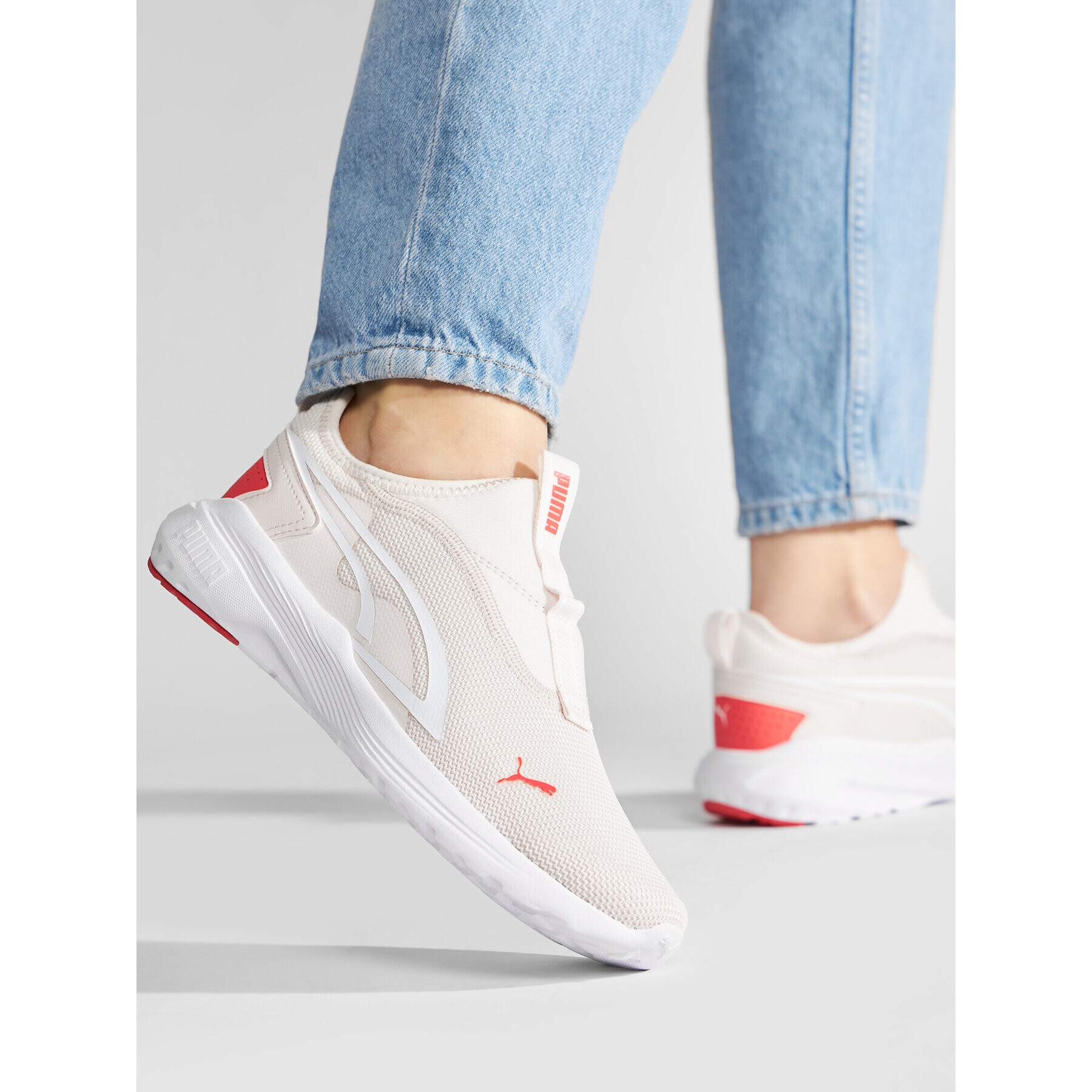 Puma Сникърси All-Day 386478 05 Бежов - Pepit.bg