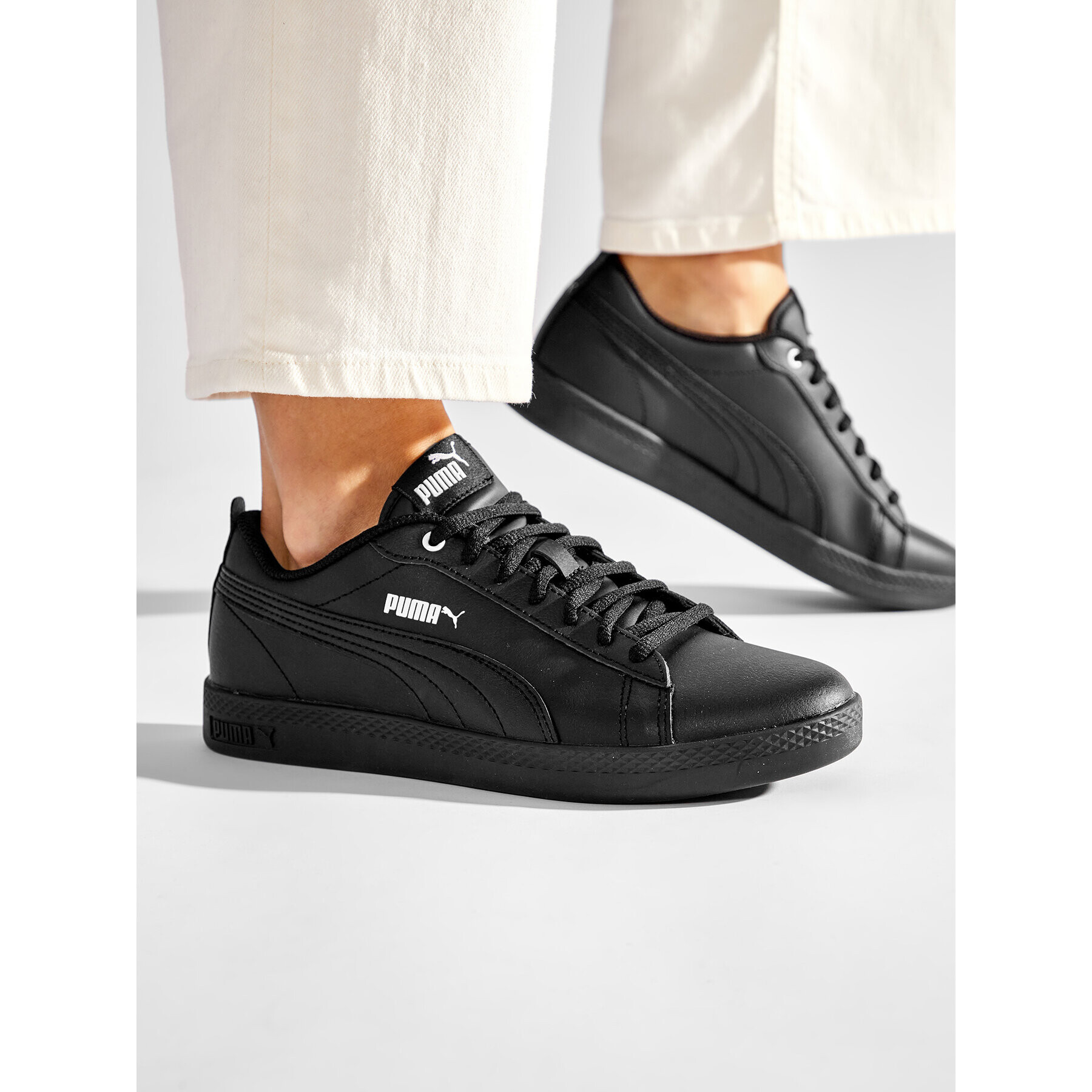 Puma Сникърси Smash Wns v2 L 365208 03 Черен - Pepit.bg