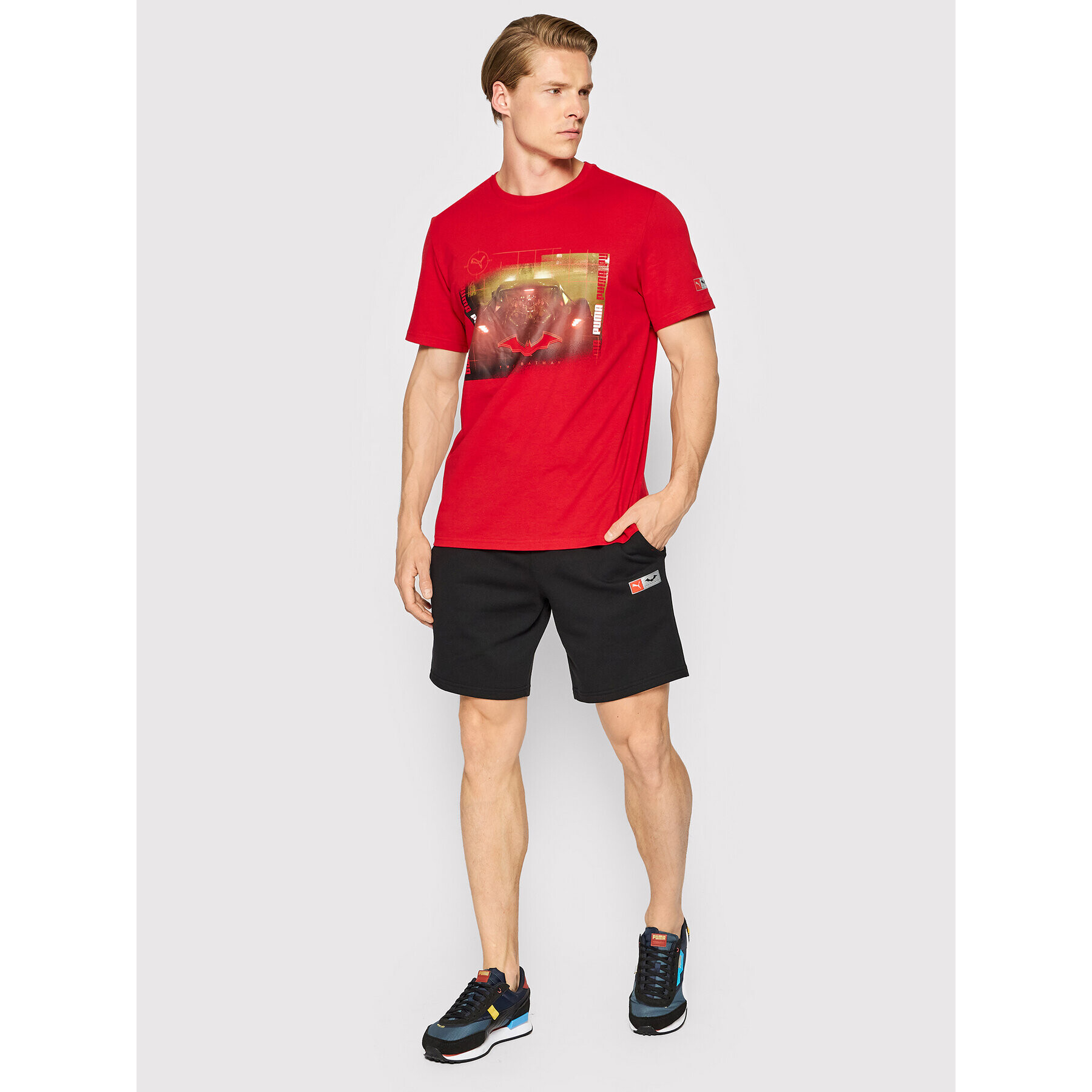 Puma Спортни шорти BATMAN 534729 Черен Regular Fit - Pepit.bg