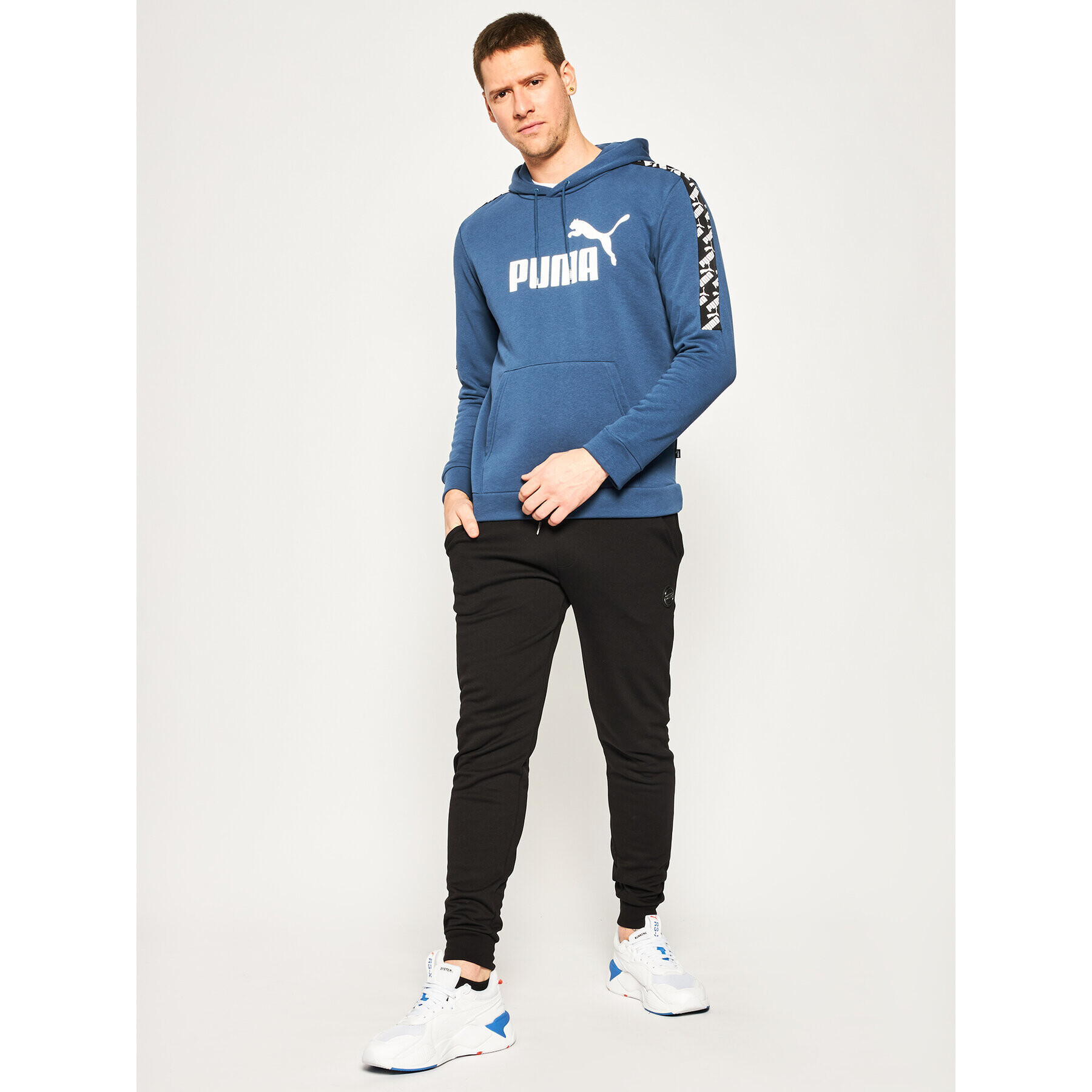 Puma Суитшърт Amplified Hoody 581393 Тъмносин Regular Fit - Pepit.bg