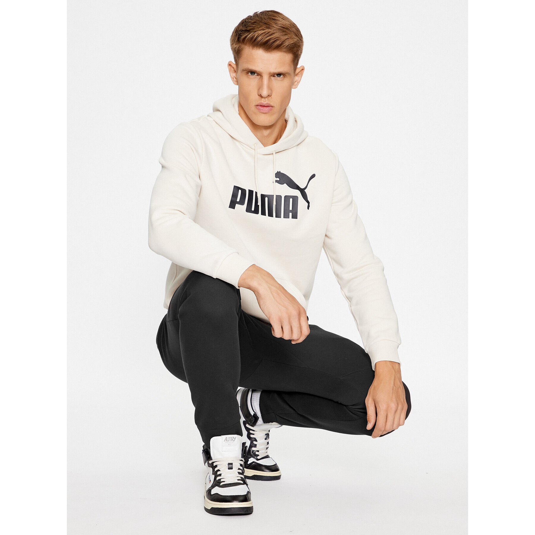 Puma Суитшърт Ess Big Logo 586687 Бял Regular Fit - Pepit.bg