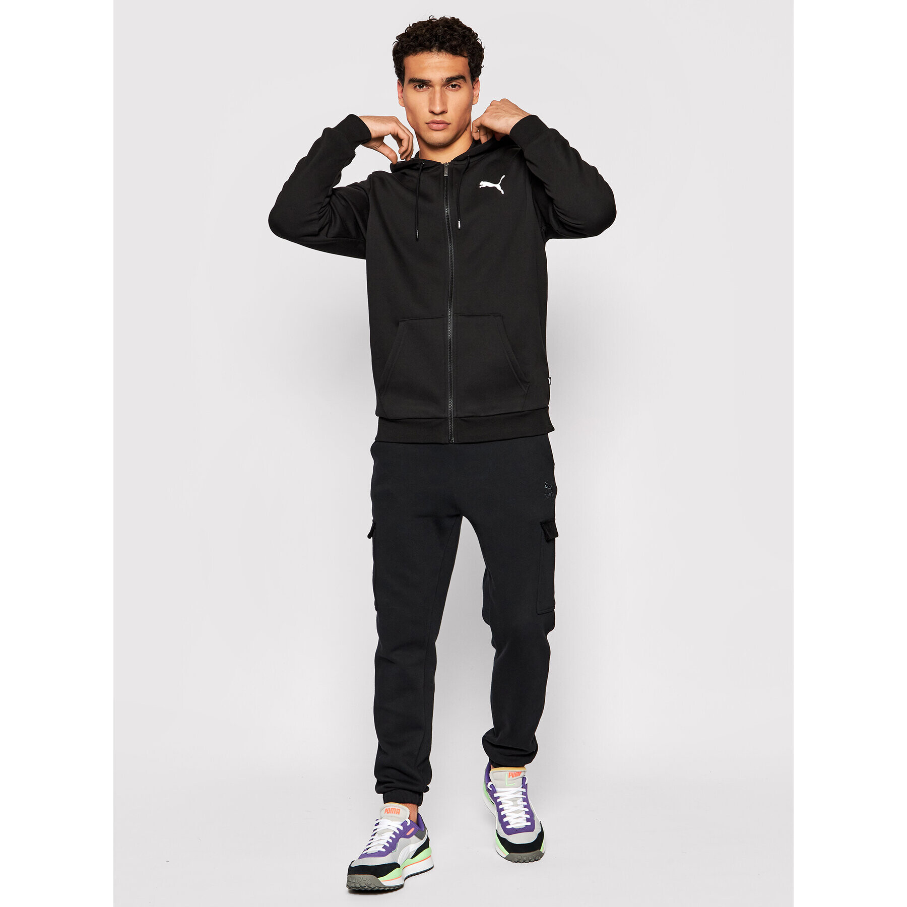 Puma Суитшърт Essential 586702 Черен Regular Fit - Pepit.bg