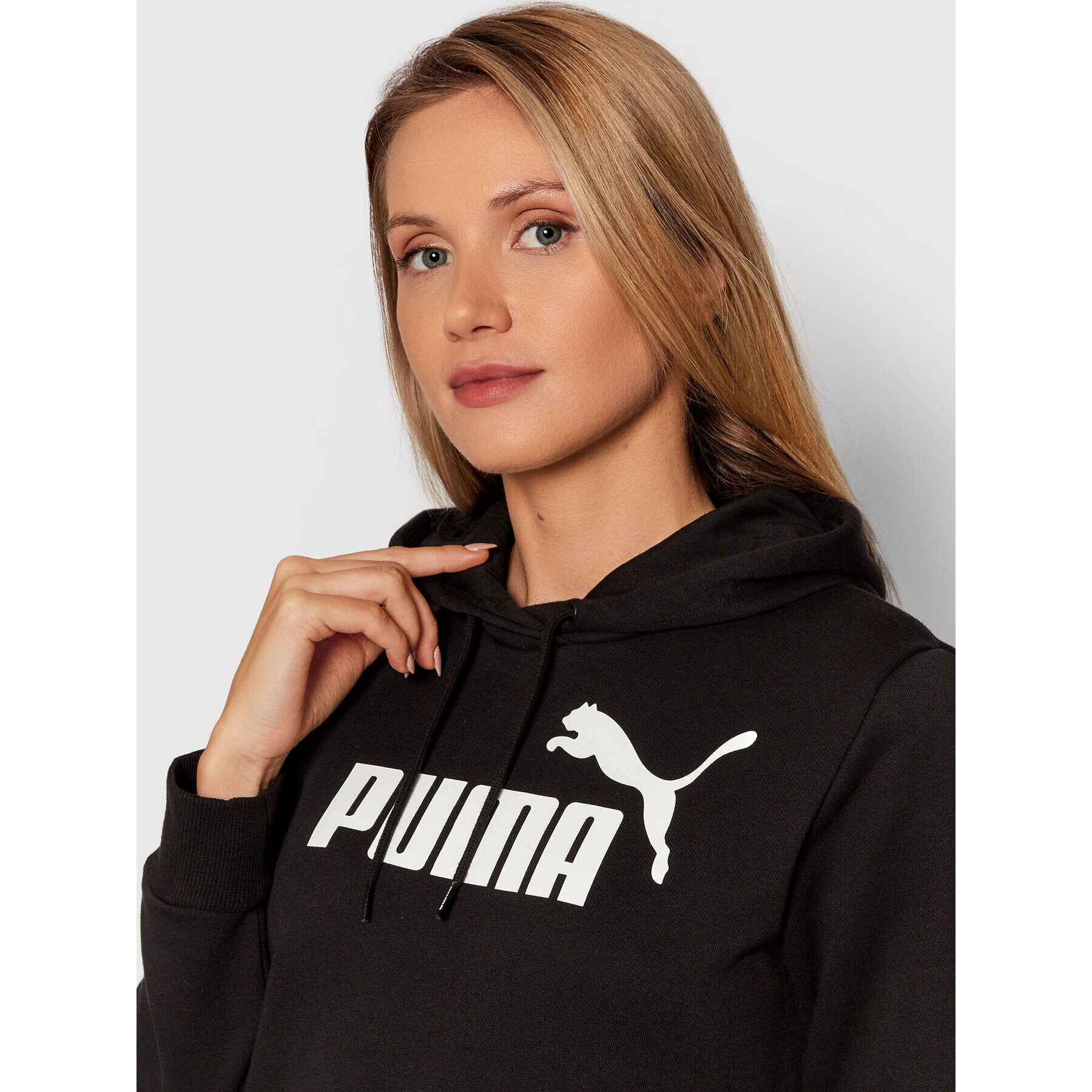 Puma Суитшърт Essentials Logo 586788 Черен Regular Fit - Pepit.bg