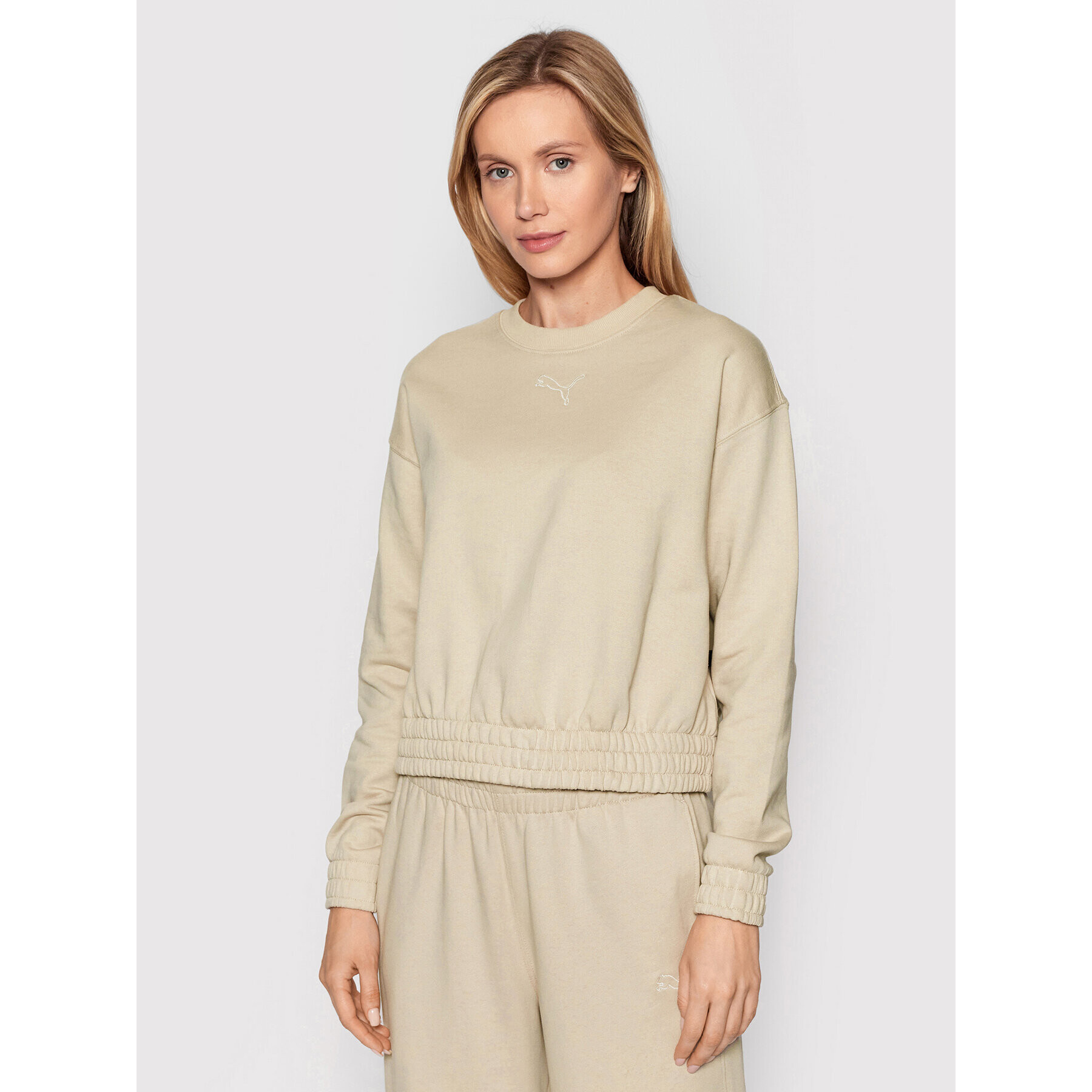 Puma Суитшърт Her Crew 847094 Бежов Relaxed Fit - Pepit.bg