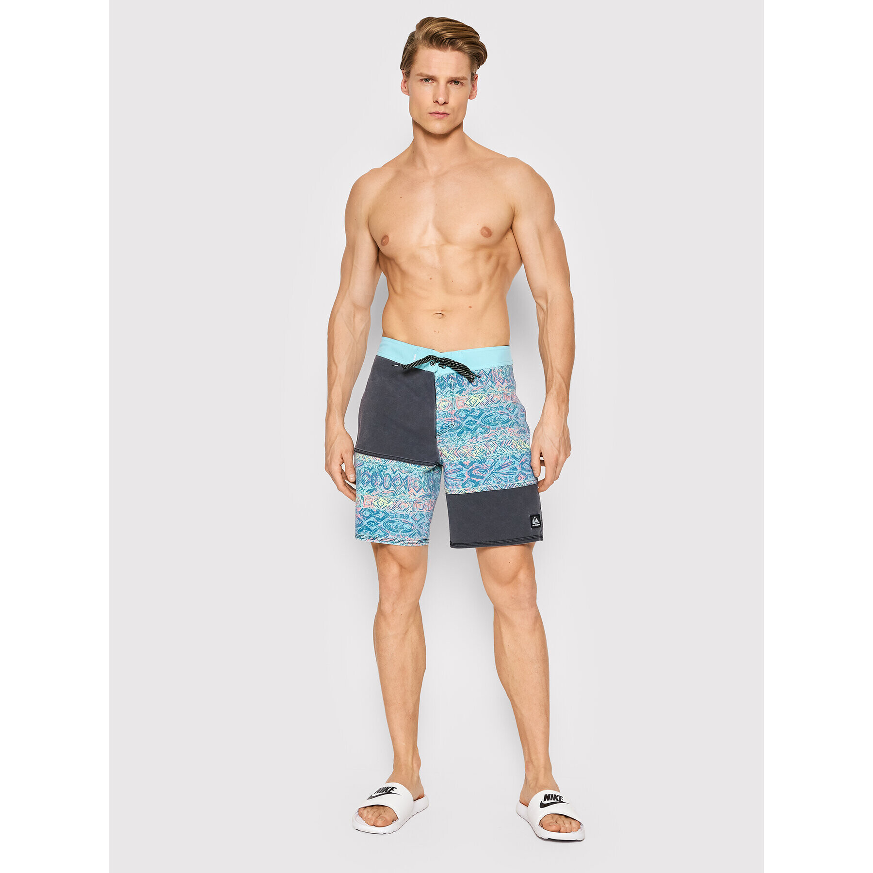 Quiksilver Плувни шорти Surfsilk Juxtaposed 18" EQYBS04687 Цветен Performance Fit - Pepit.bg