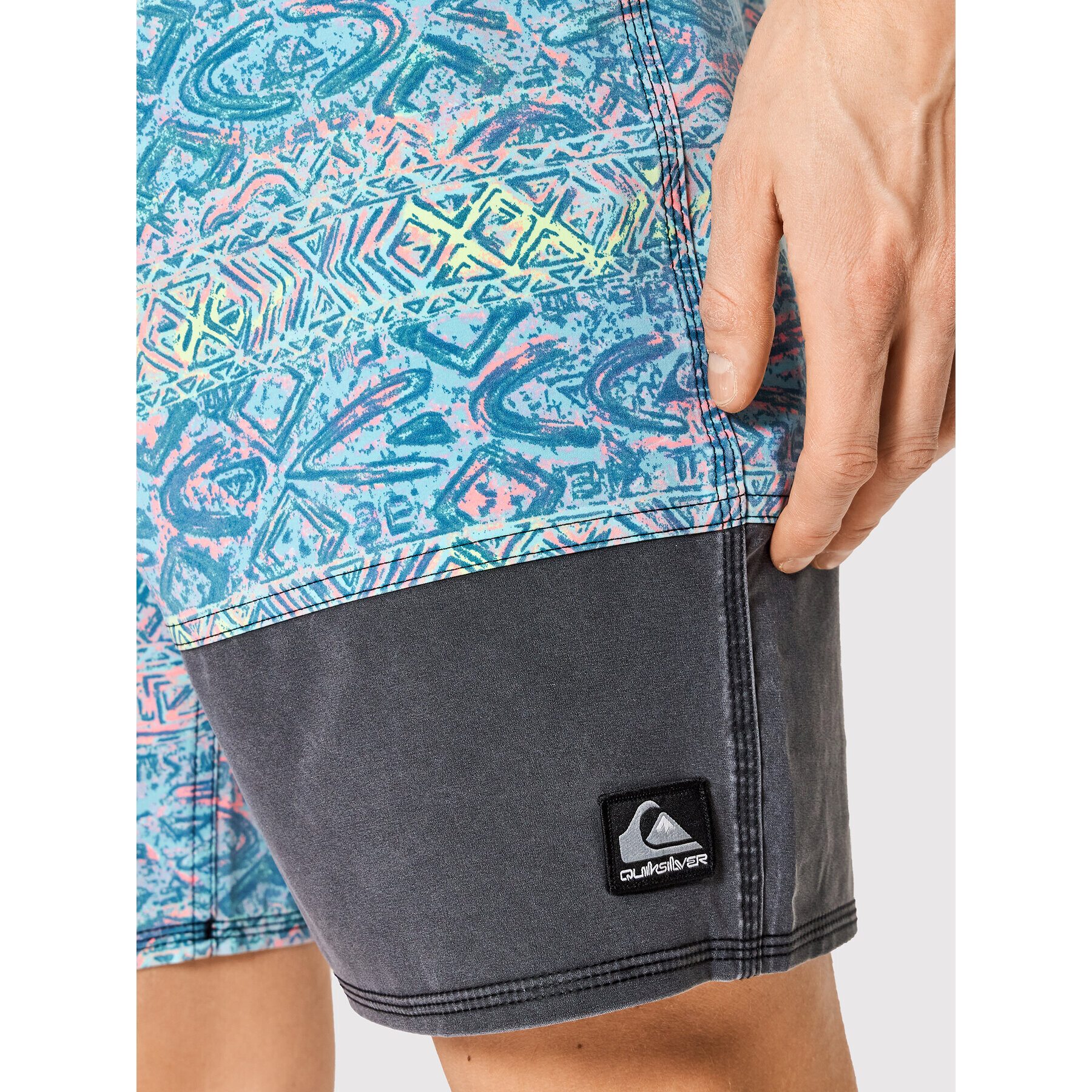 Quiksilver Плувни шорти Surfsilk Juxtaposed 18" EQYBS04687 Цветен Performance Fit - Pepit.bg