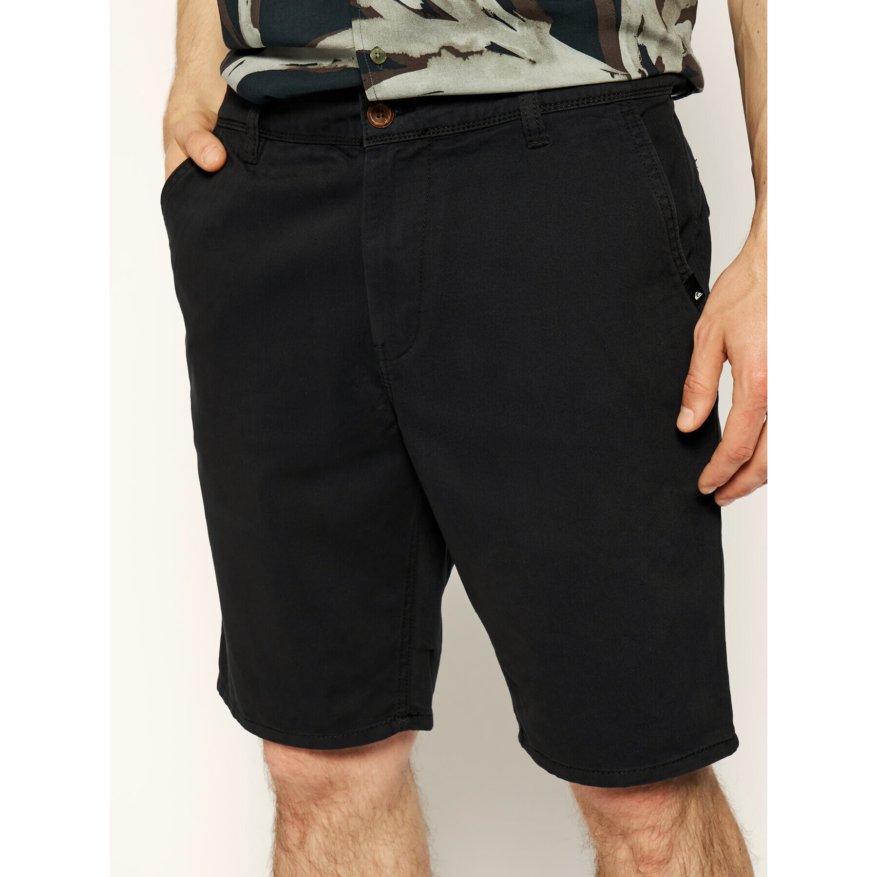 Quiksilver Шорти от плат EQYWS03468 Черен Straight Fit - Pepit.bg