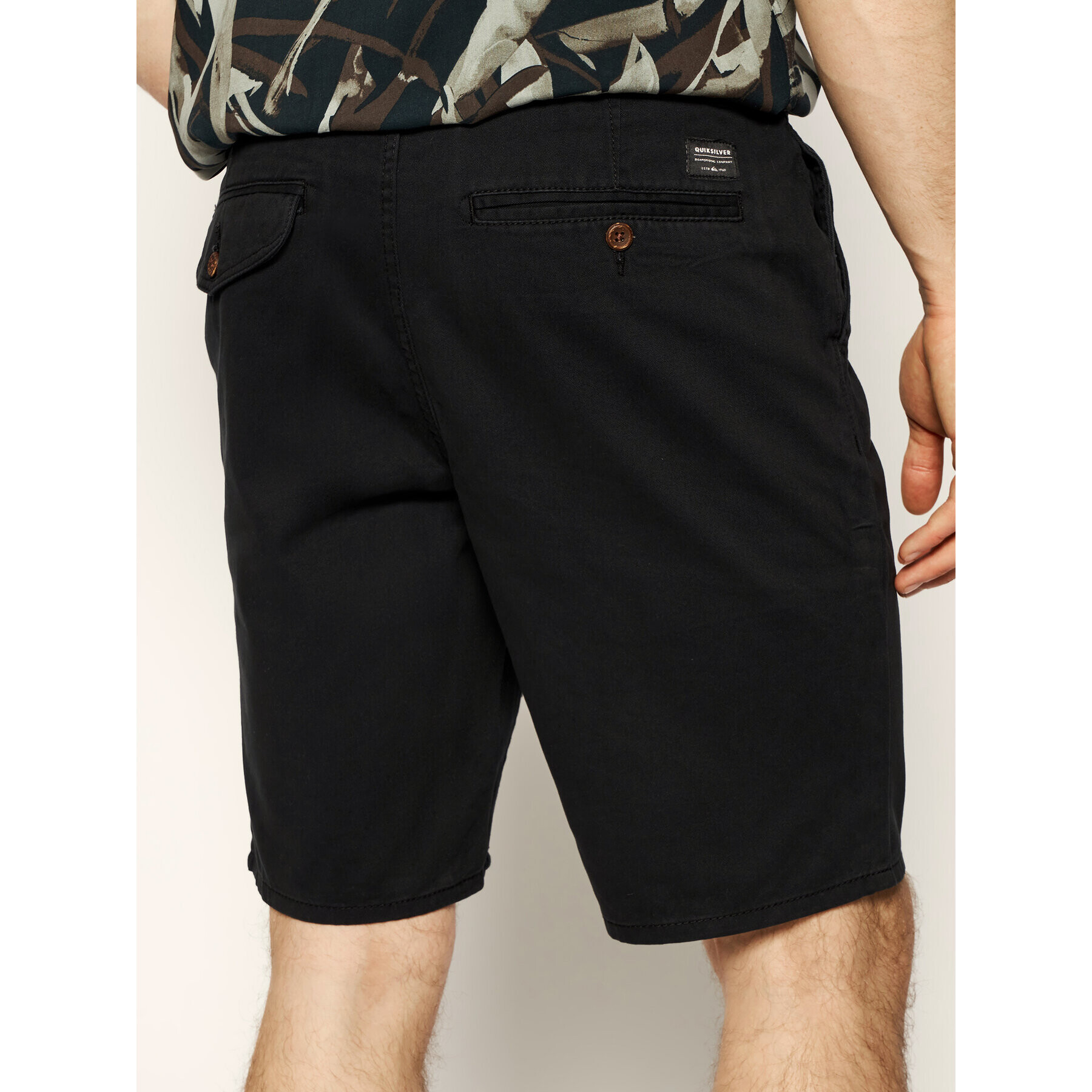 Quiksilver Шорти от плат EQYWS03468 Черен Straight Fit - Pepit.bg