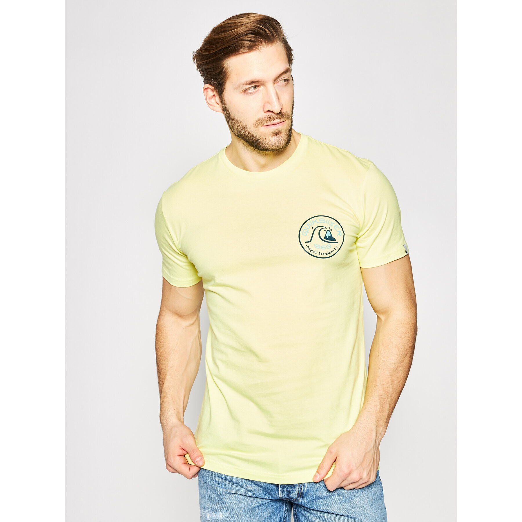 Quiksilver Тишърт Close Call EQYZT05749 Жълт Regular Fit - Pepit.bg