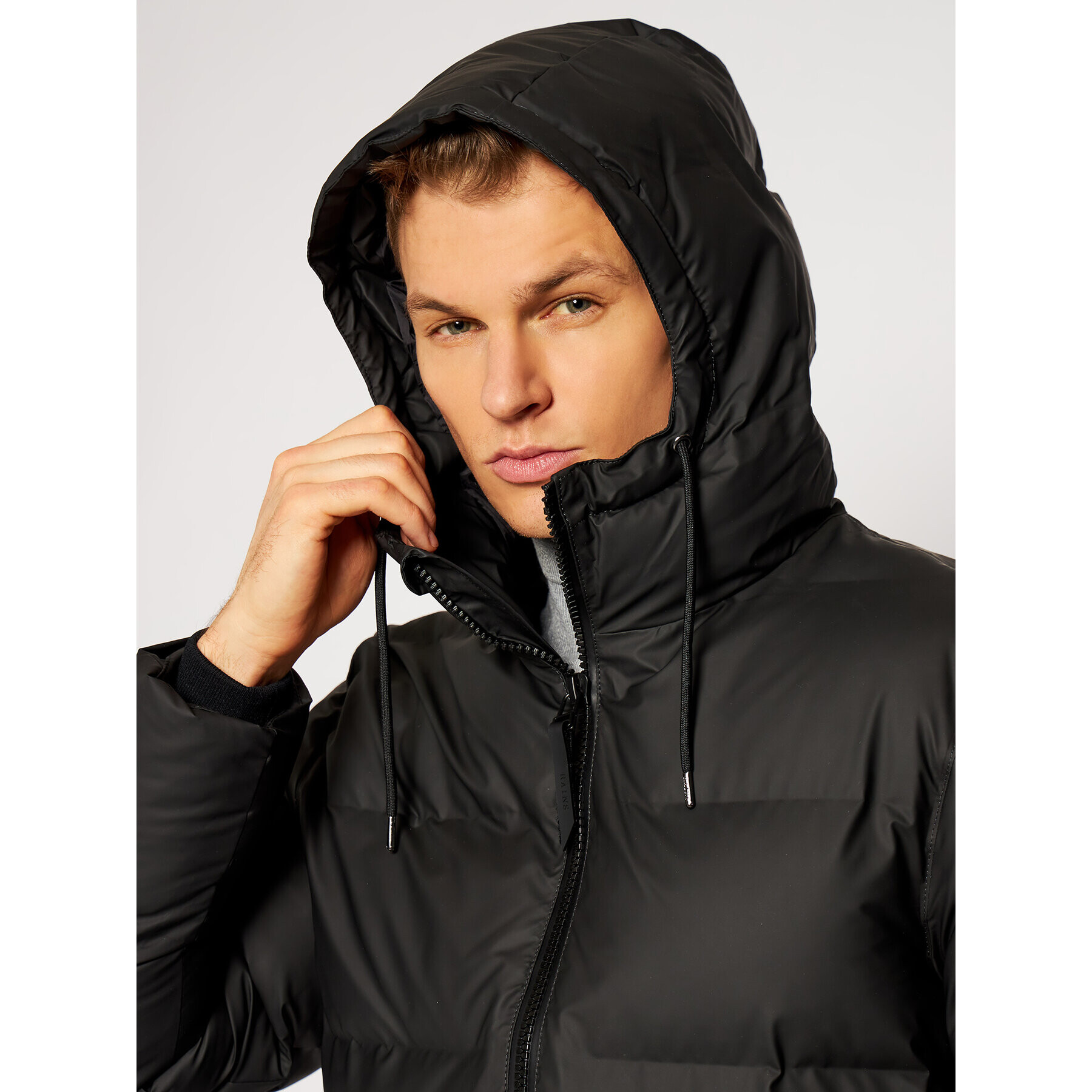 Rains Пухено яке 1506 Черен Casual Fit - Pepit.bg