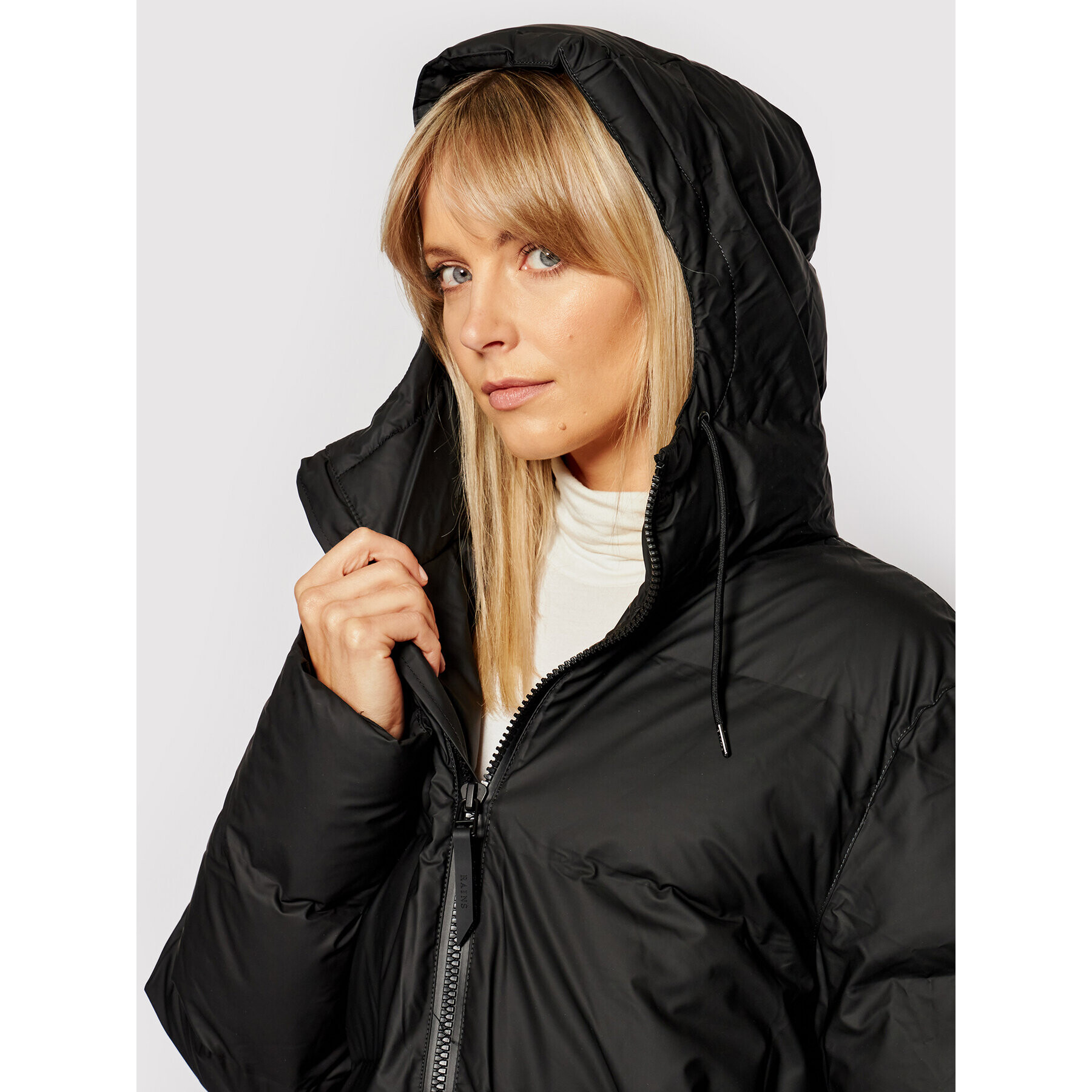 Rains Пухено яке Unisex 1507 Черен Regular Fit - Pepit.bg