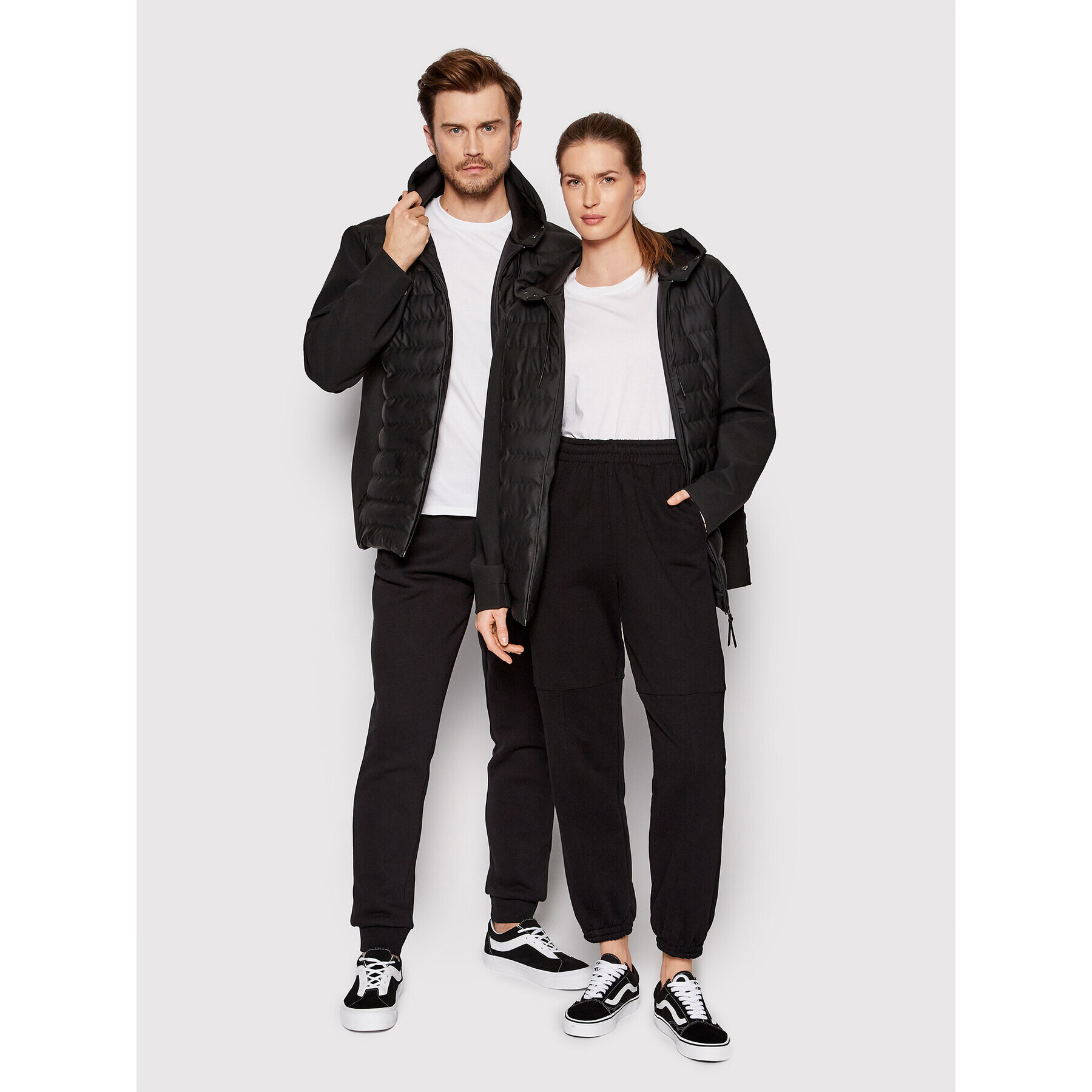 Rains Пухено яке Unisex 15450 Черен Regular Fit - Pepit.bg