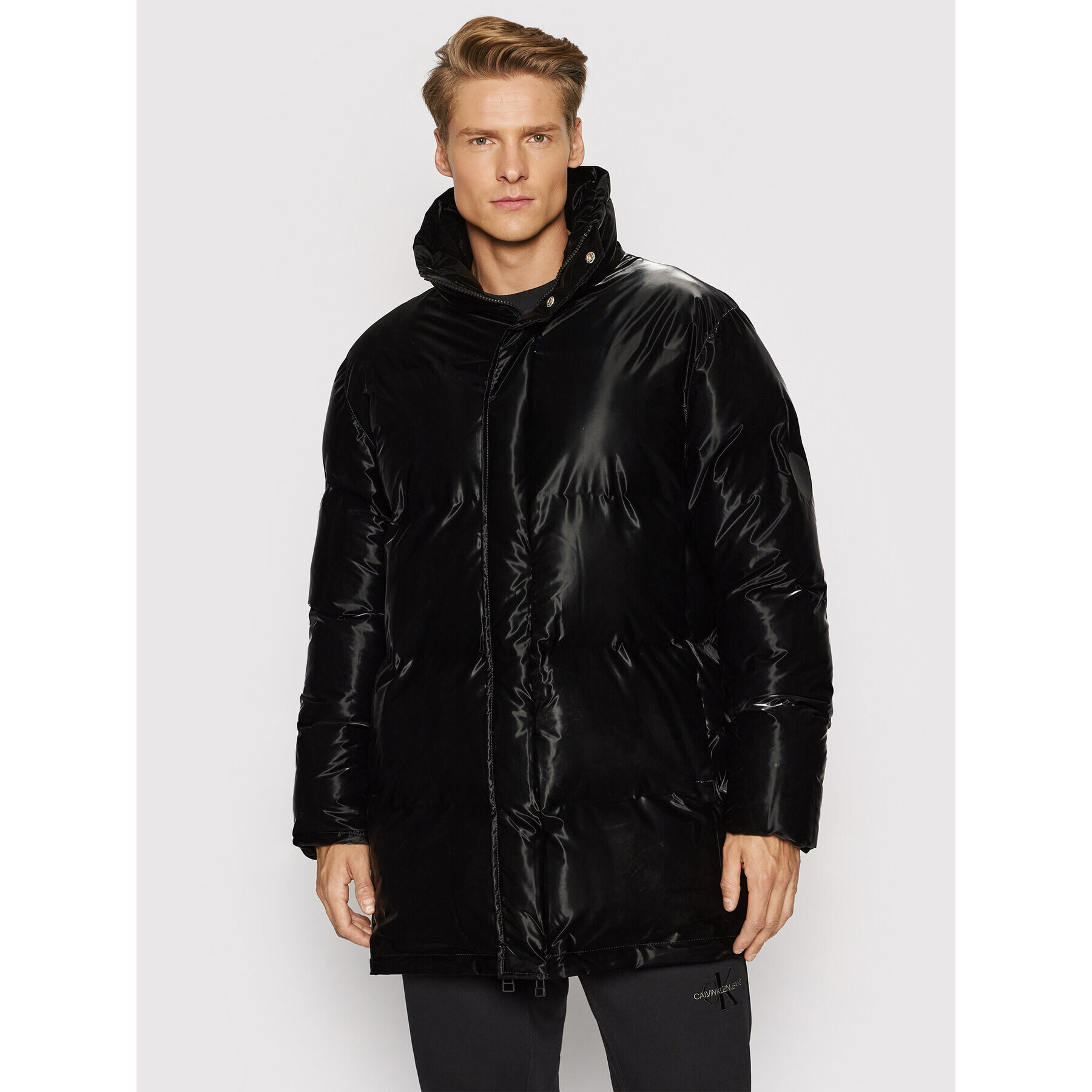 Rains Пухено яке Unisex Puffer 1536 Черен Regular Fit - Pepit.bg