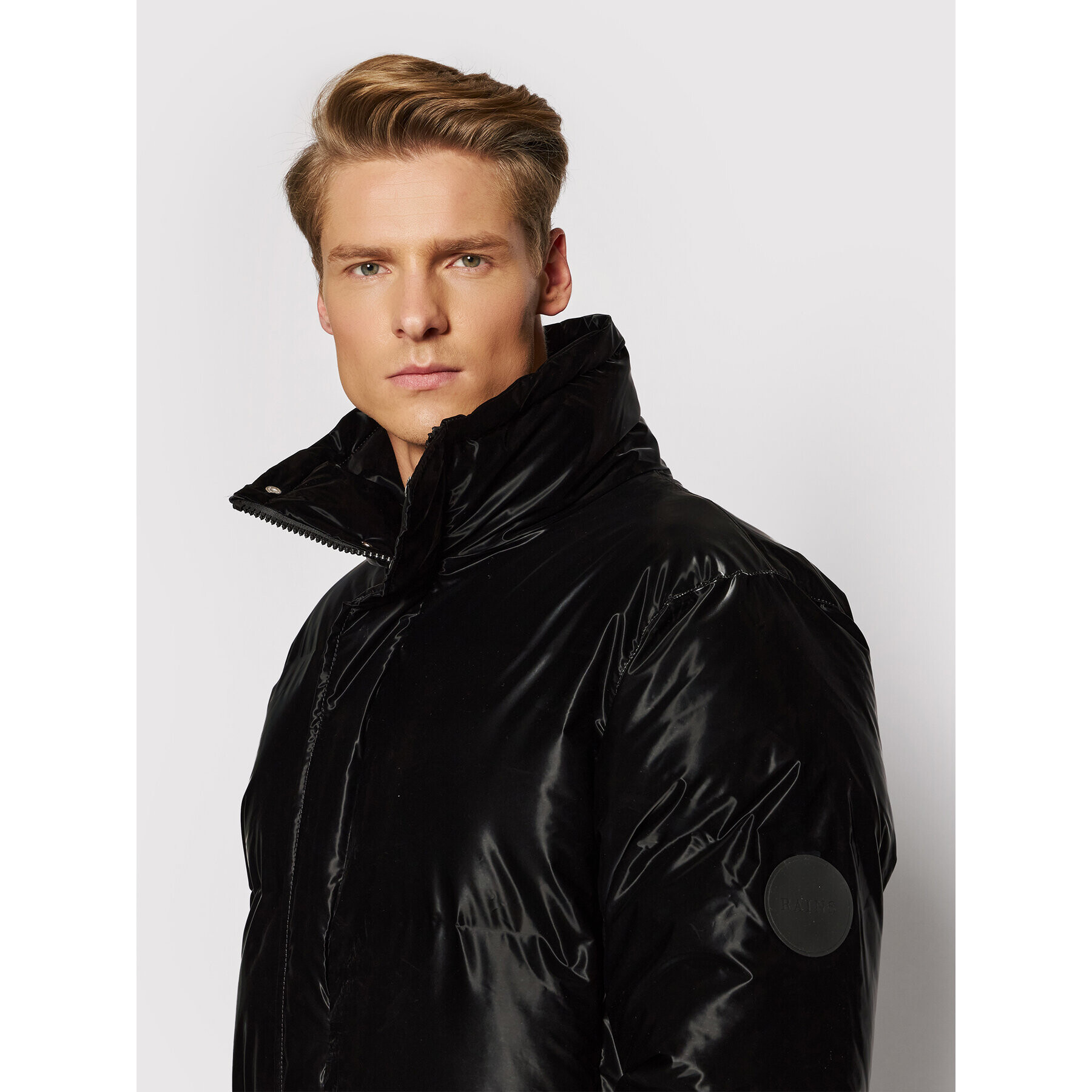 Rains Пухено яке Unisex Puffer 1536 Черен Regular Fit - Pepit.bg