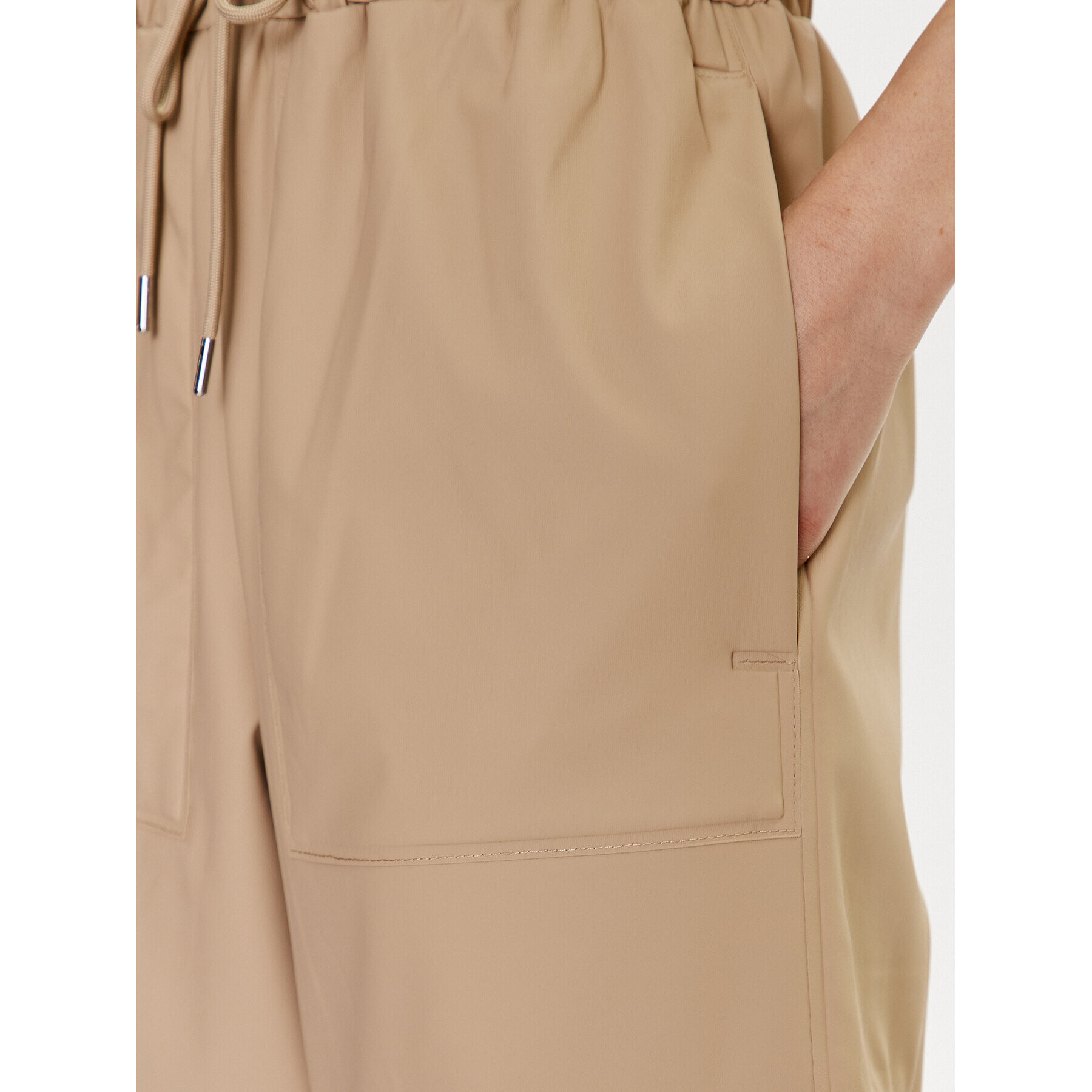 Rains Текстилни панталони 18990 Бежов Comfortable Fit - Pepit.bg