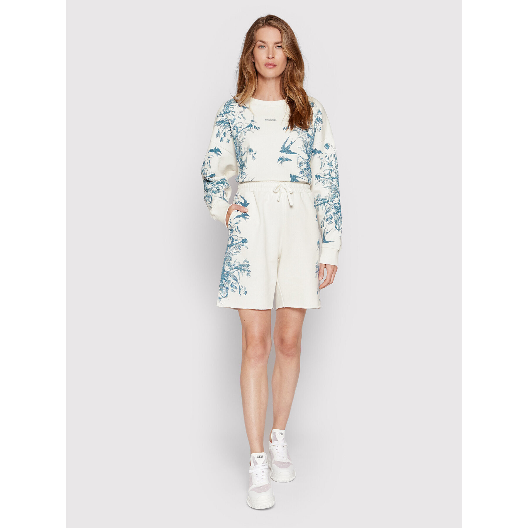 Red Valentino Суитшърт XR0MF09W Бял Regular Fit - Pepit.bg