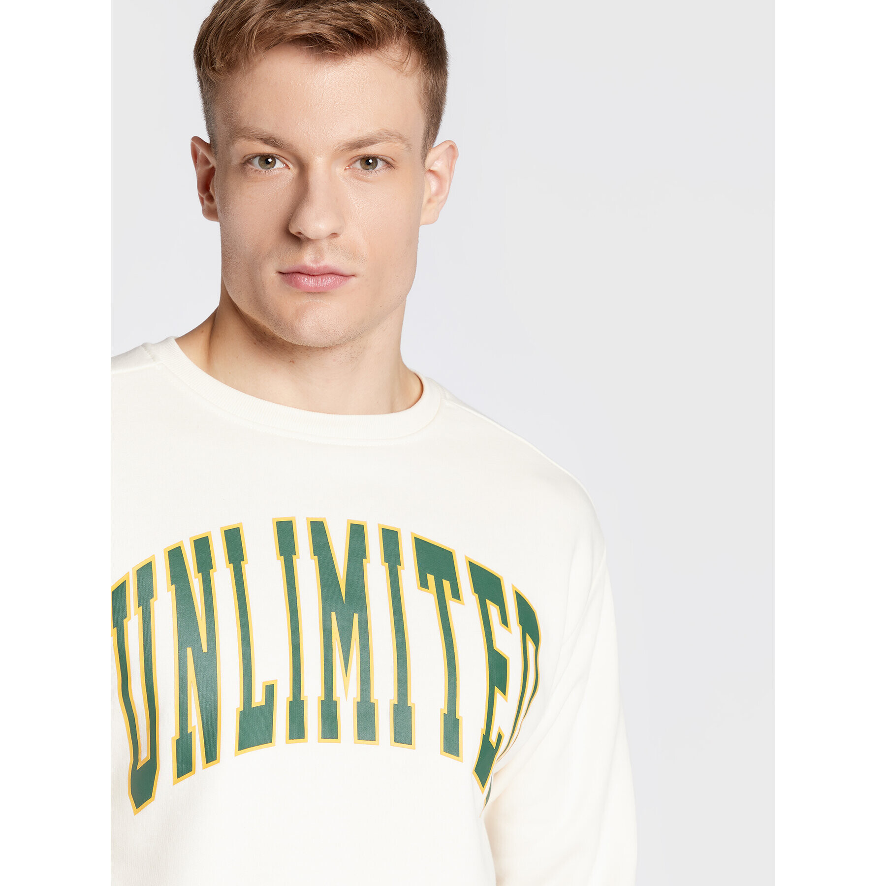 Redefined Rebel Суитшърт Jaxton 213189 Бежов Regular Fit - Pepit.bg