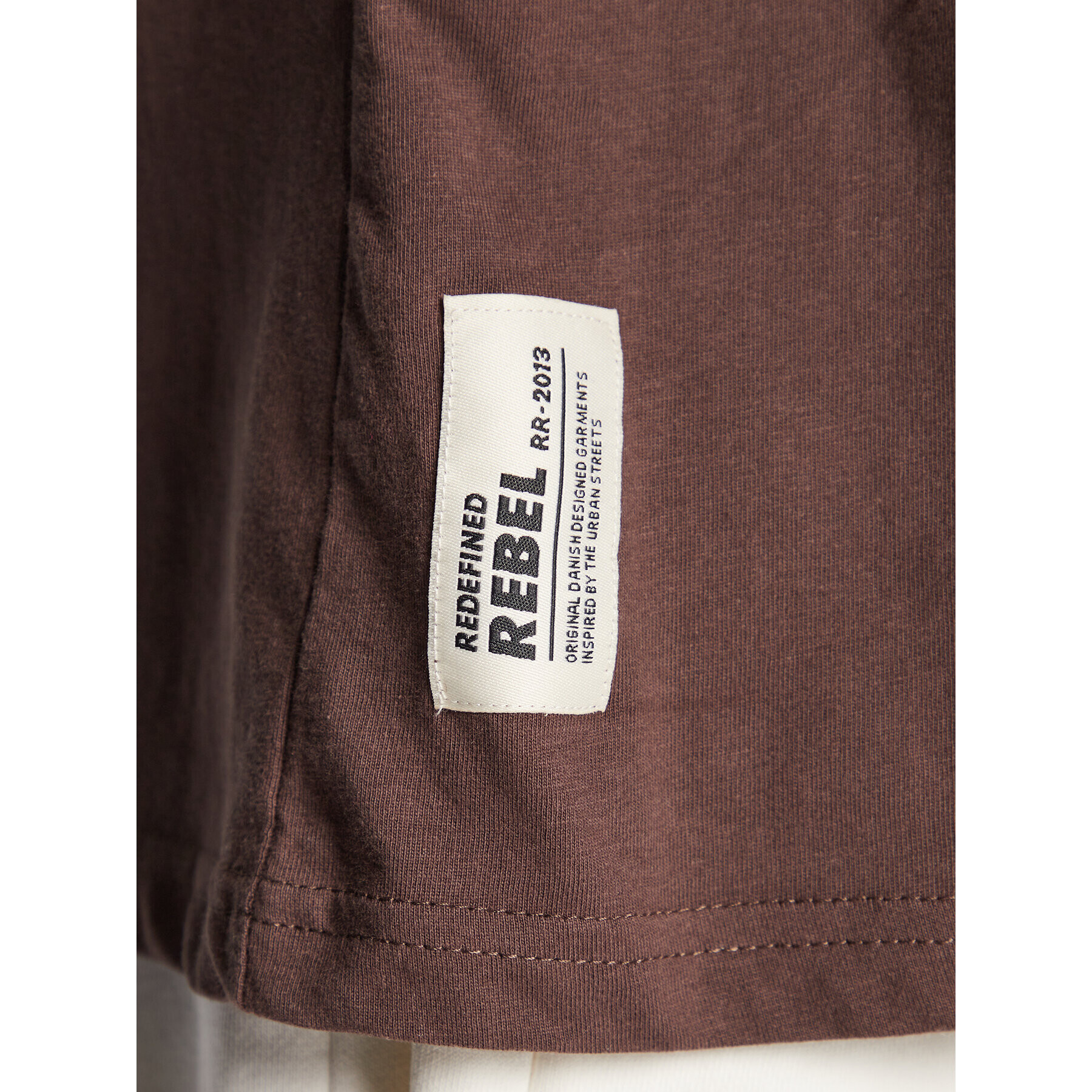 Redefined Rebel Тишърт Otis 211157 Кафяв Relaxed Fit - Pepit.bg
