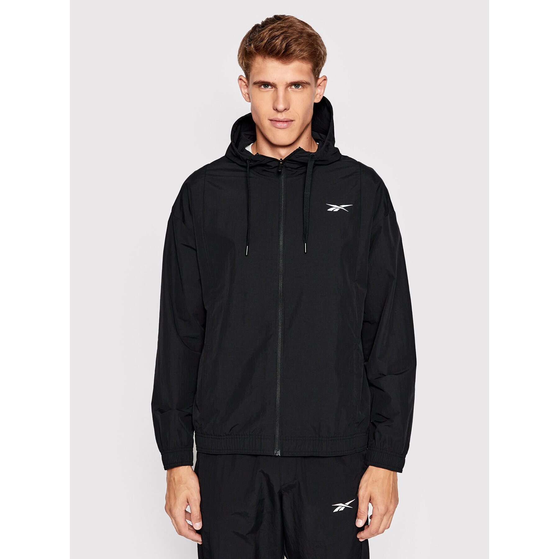 Reebok Анцуг Techstyle H49109 Черен Regular Fit - Pepit.bg