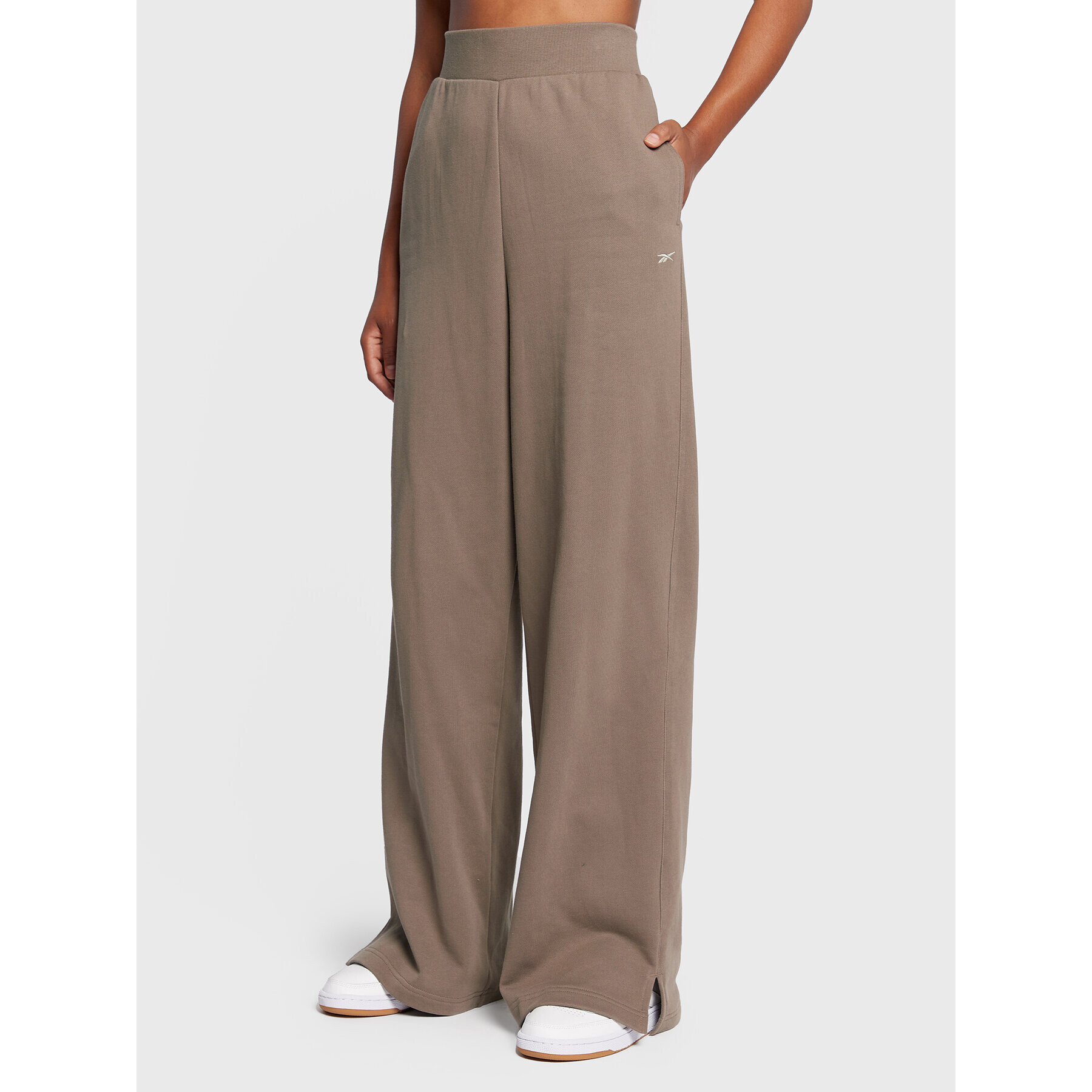 Reebok Classic Долнище анцуг Classics HN6646 Сив Wide Leg - Pepit.bg